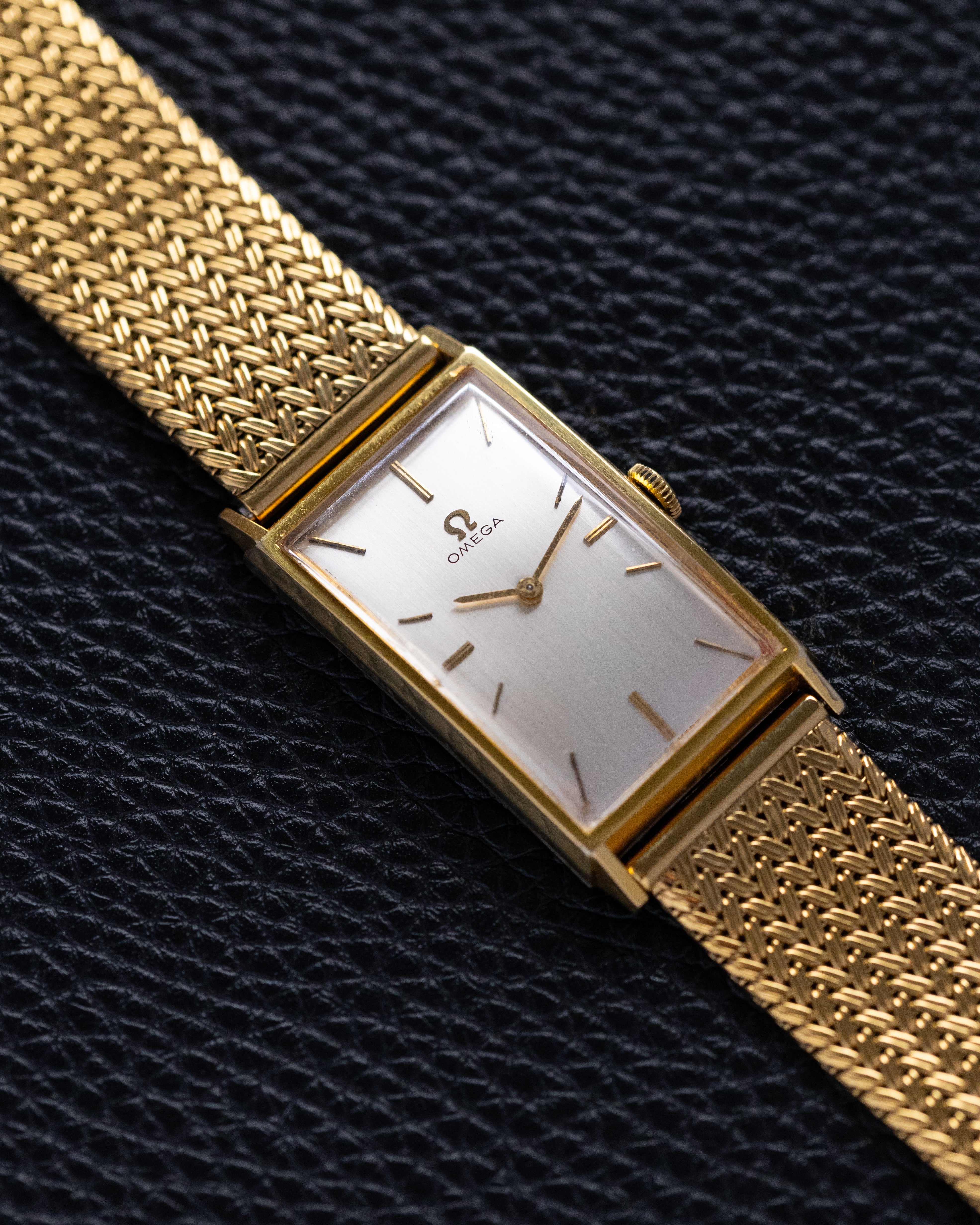 Vintage Omega Art Deco Tank Ref. 111.016, Curved Gold - Filled Case, Cal. 620 from 1965 - DuMarko