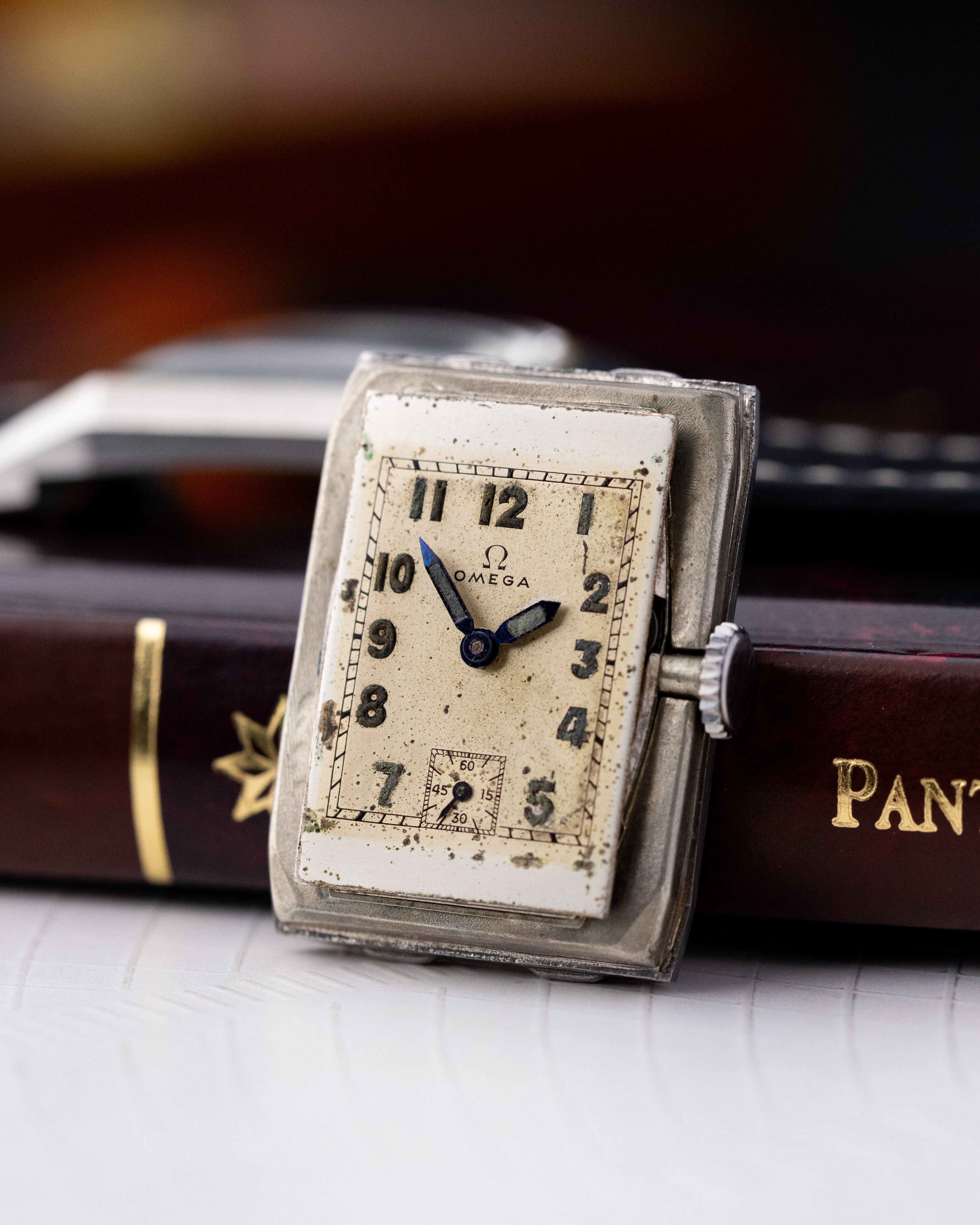 Vintage Omega Art Deco Tank, Swiss Watch, Mechanical Cal. T17 from 1935 - DuMarko