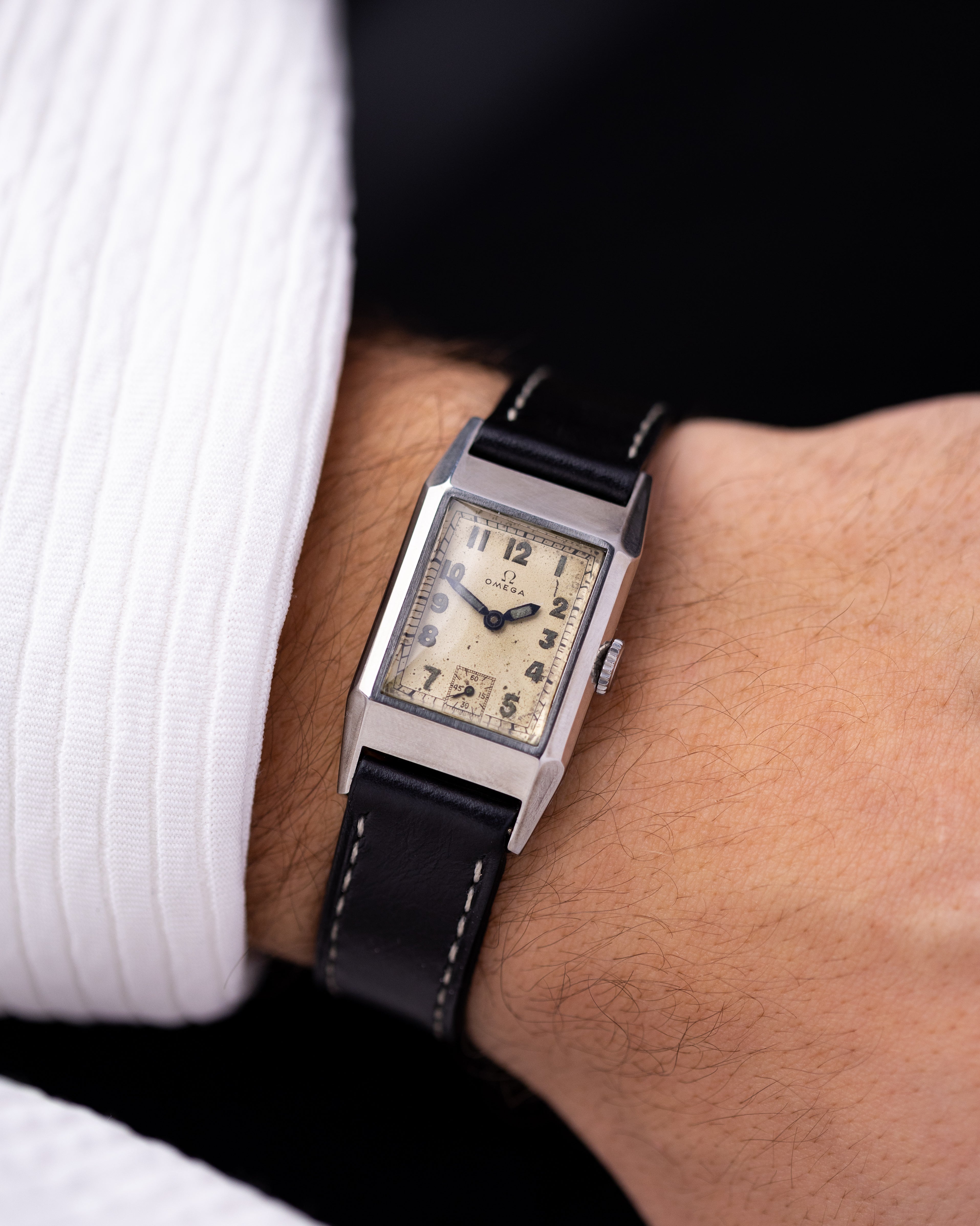 Vintage Omega Art Deco Tank, Swiss Watch, Mechanical Cal. T17 from 1935 - DuMarko