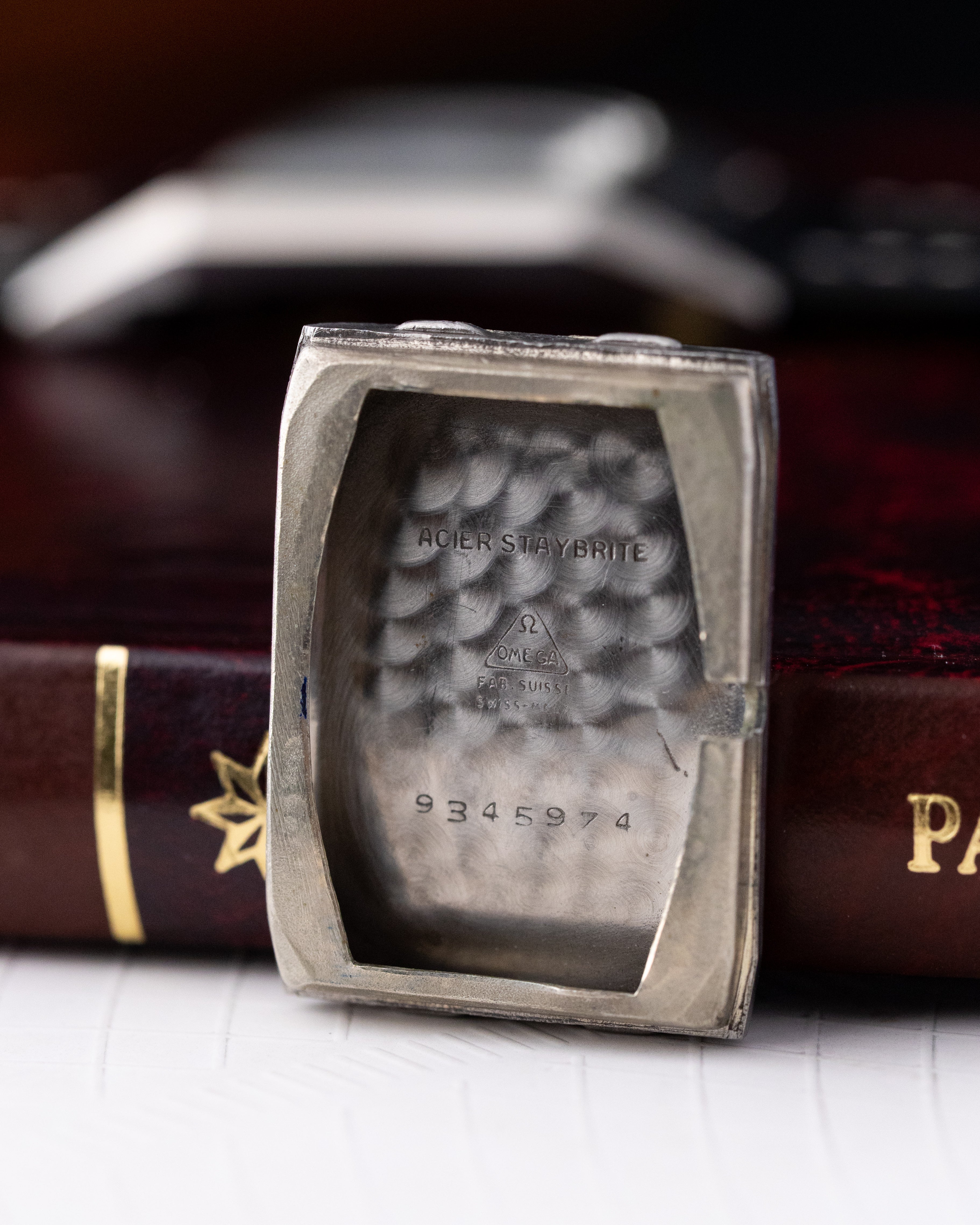 Vintage Omega Art Deco Tank, Swiss Watch, Mechanical Cal. T17 from 1935 - DuMarko