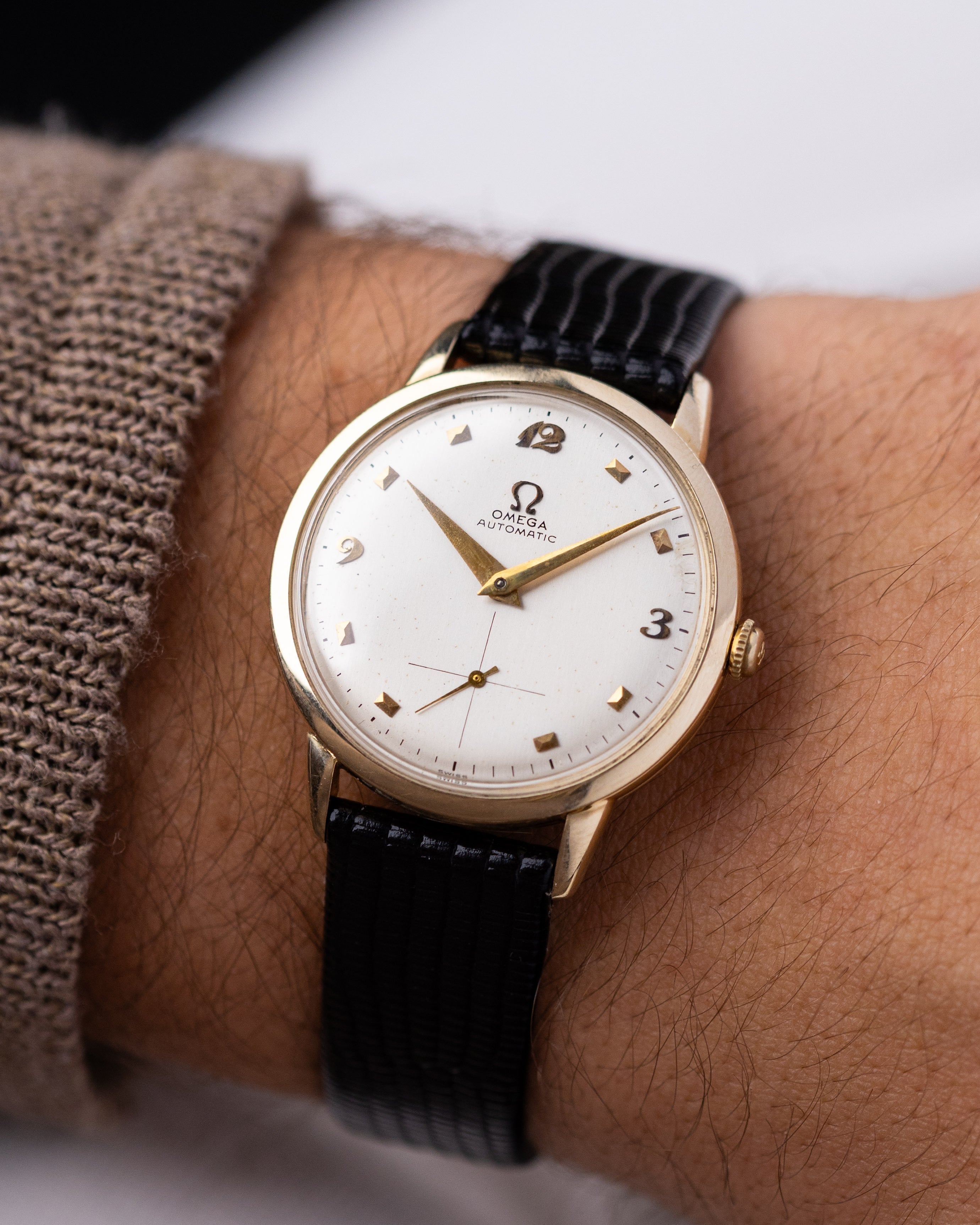 Vintage Omega Automatic Bumper Cal. 342, 14K Gold - Filled Dress Watch from 1947 - DuMarko