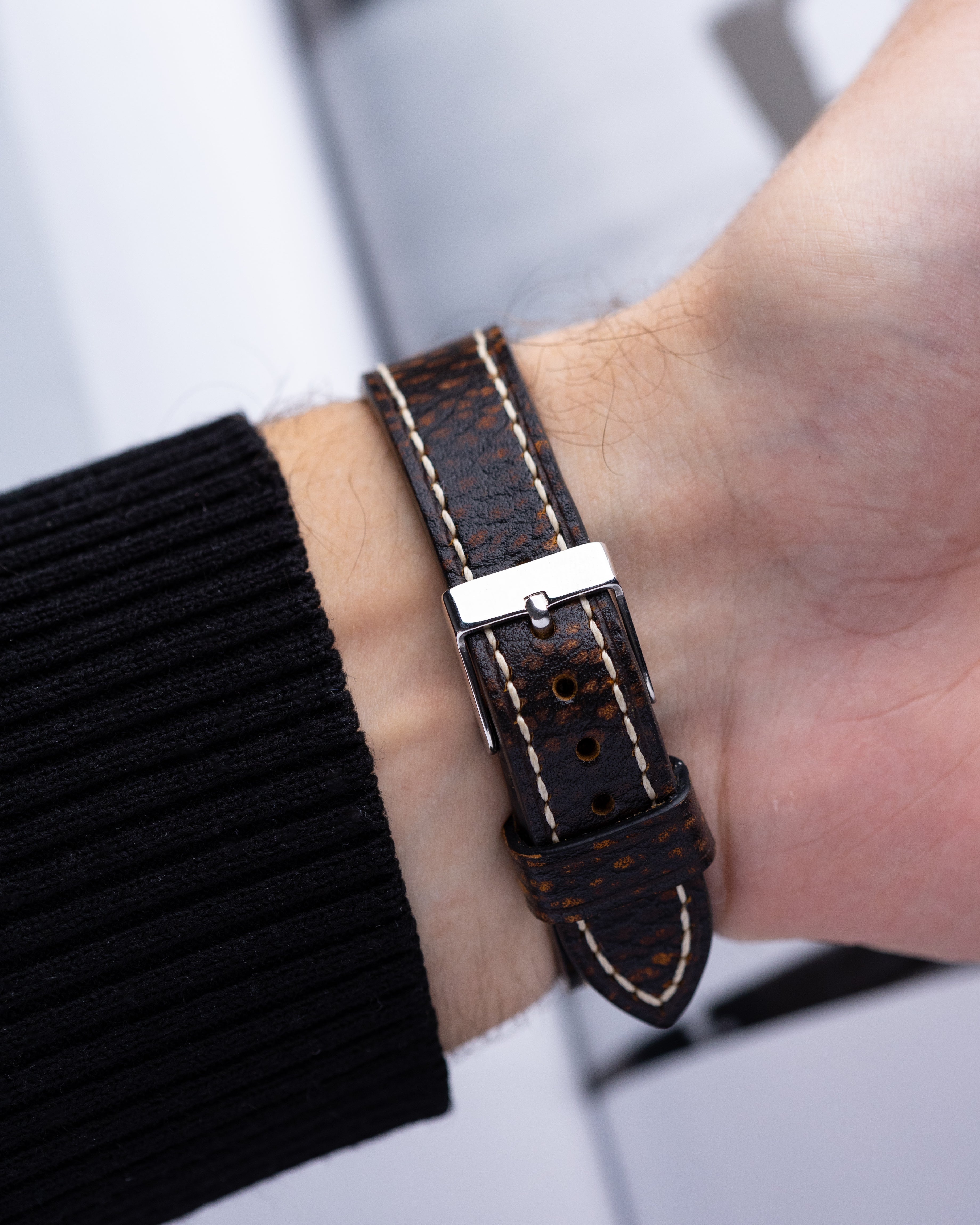 Vintage Omega, Black Gilded Dial, Swiss Made from 1943 - DuMarko