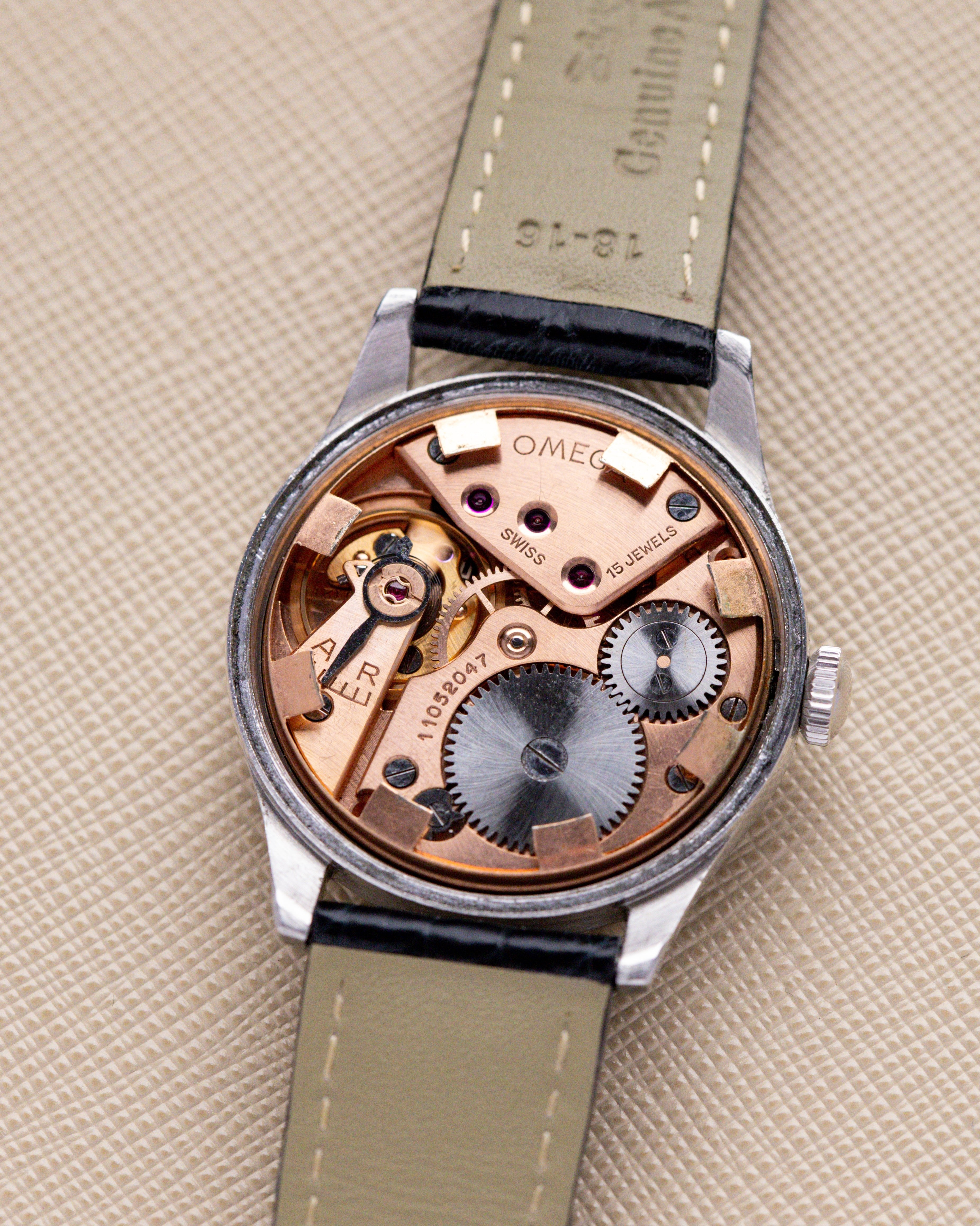 Vintage Omega Bullseye Swiss watch, Ref. 2383 - 6, Cal. 30T2 Original Radium Dial from 1947 - DuMarko