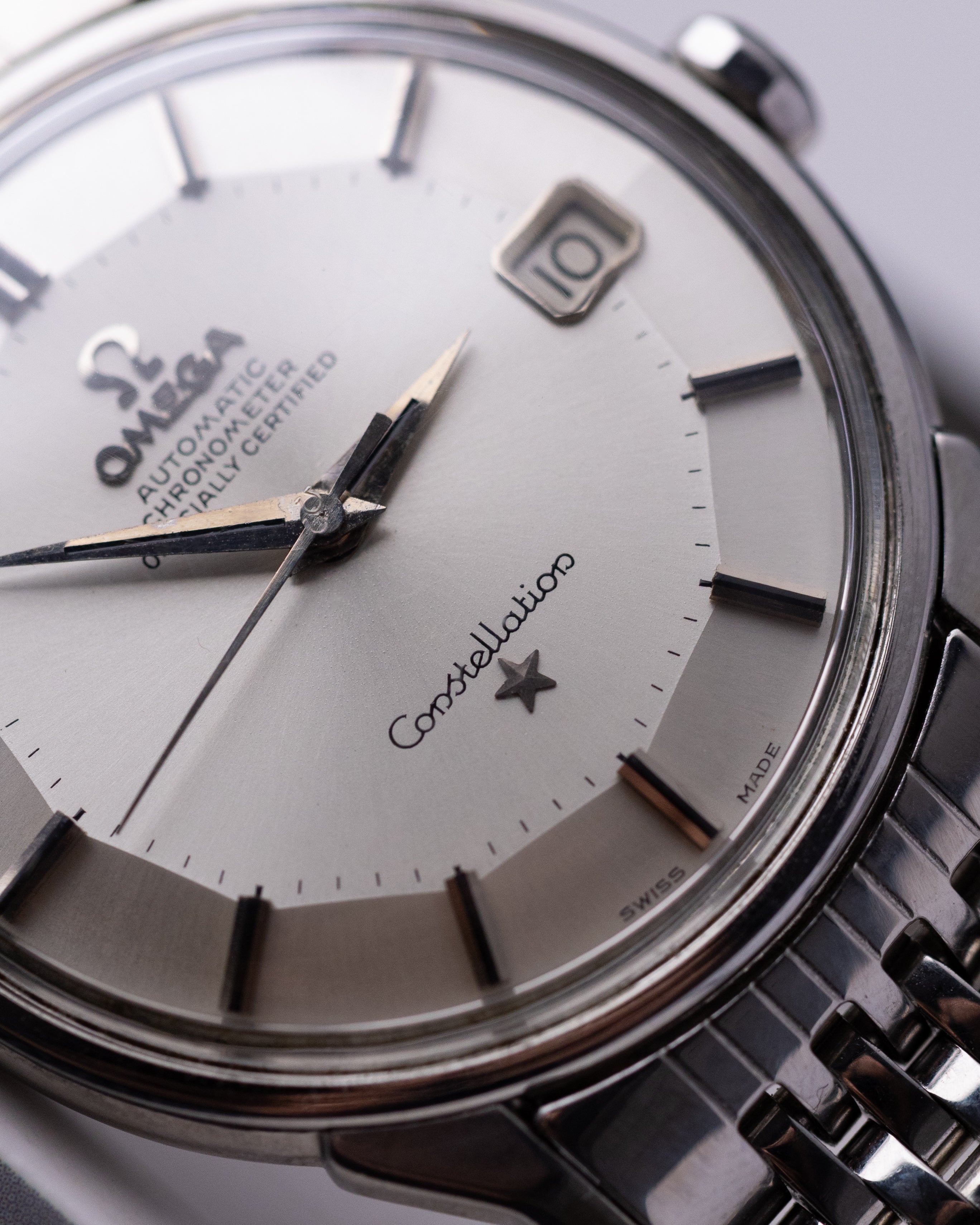 Vintage Omega Constellation Automatic Chronometer, Dog legs lugs, Pie Pan Dial from 1966 - DuMarko