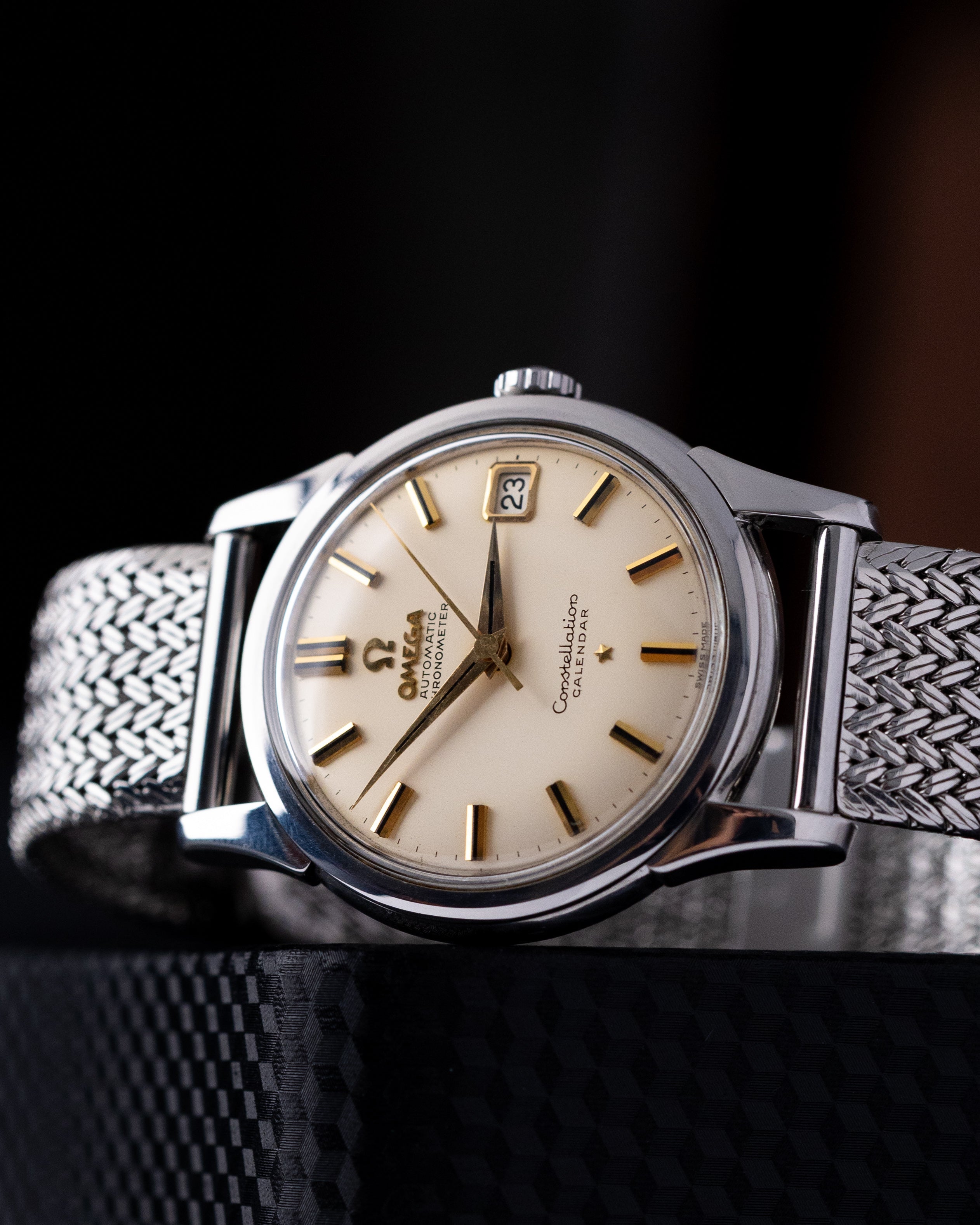 Vintage Omega Constellation Calendar, Ref. 14393 - 2 SC, Cal. 561 from 1960 - DuMarko