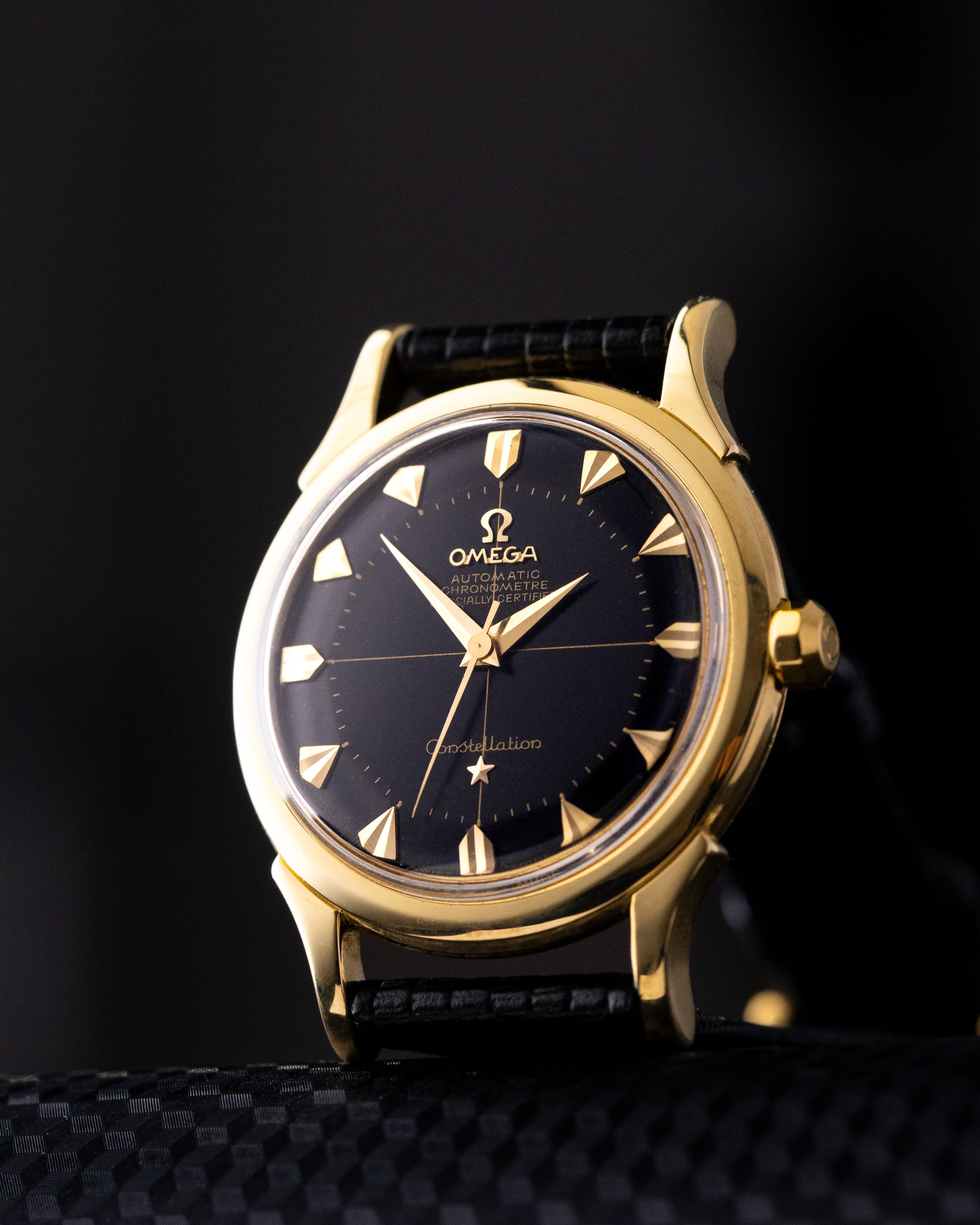 Vintage Omega Constellation, Ref. 2852/2853 SC, Solid 18K Gold Case, Black Crosshair Dial, 1956 Cal. 505 - DuMarko