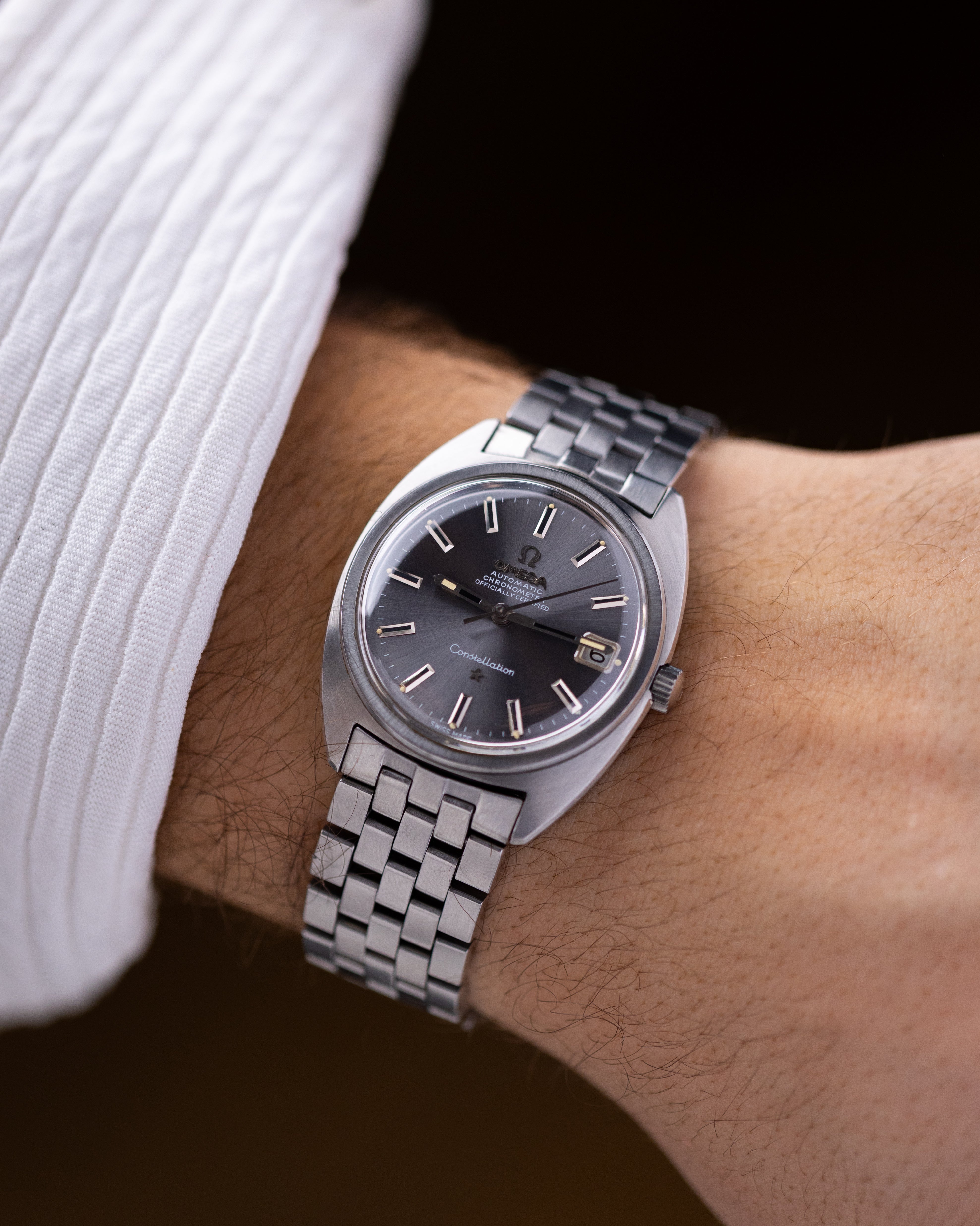 Vintage Omega Constellation Watch, C - Shape Case, Ref. 168017, Grey Dial Date, Cal. 564 c.1970 - DuMarko