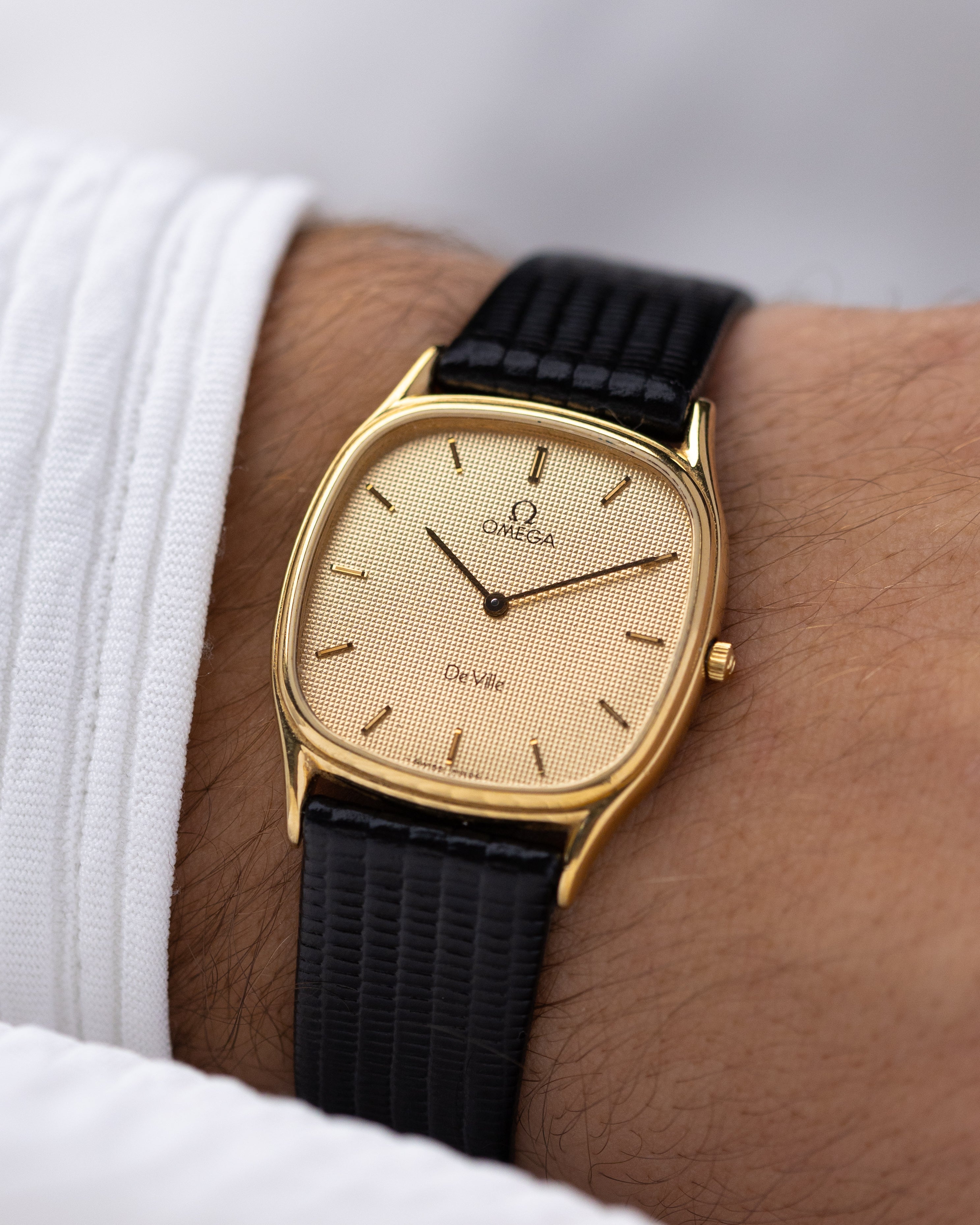 Vintage Omega De Ville, Art Deco Tank, Quartz Cal. 1377, Swiss Made - DuMarko