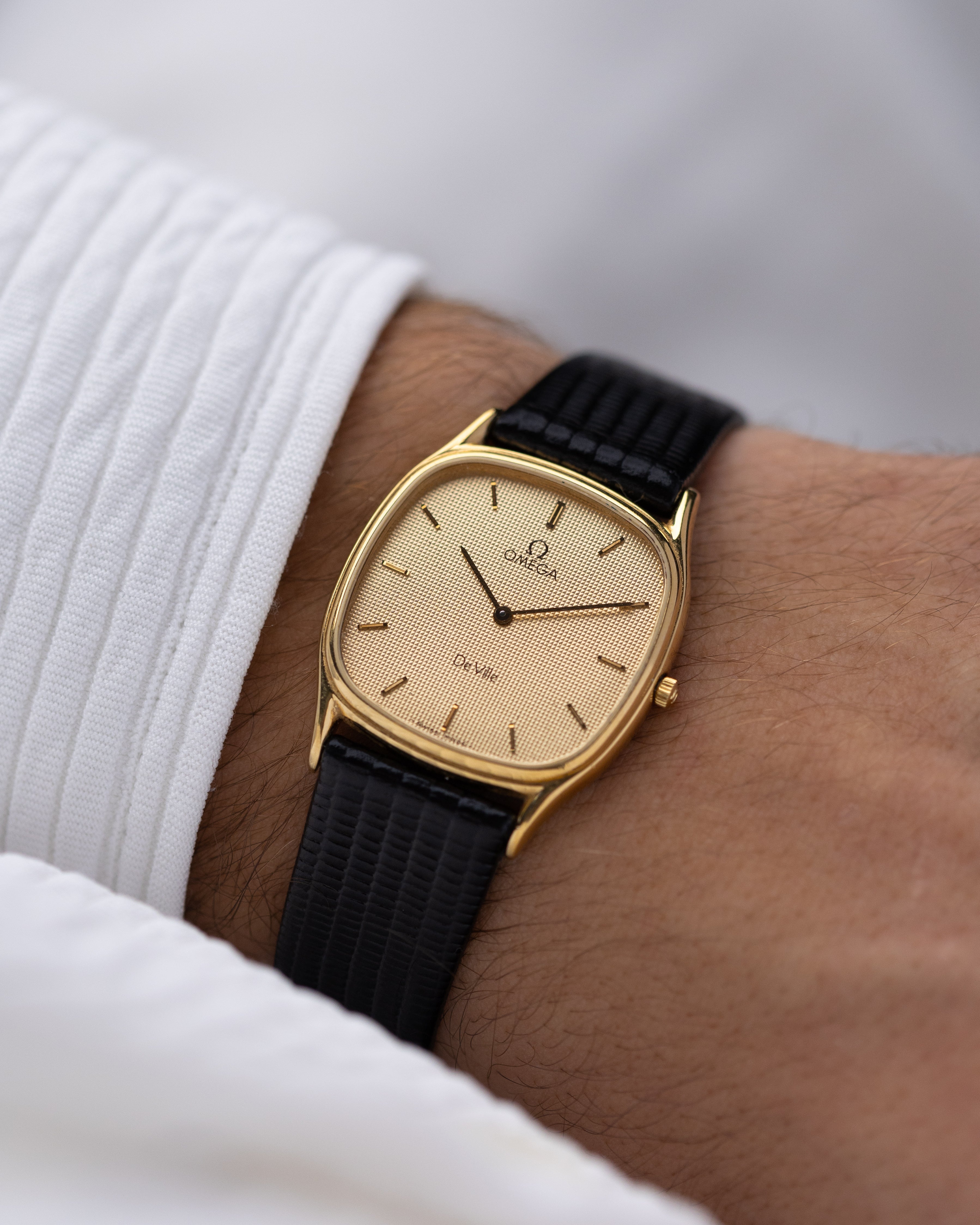 Vintage Omega De Ville, Art Deco Tank, Quartz Cal. 1377, Swiss Made - DuMarko