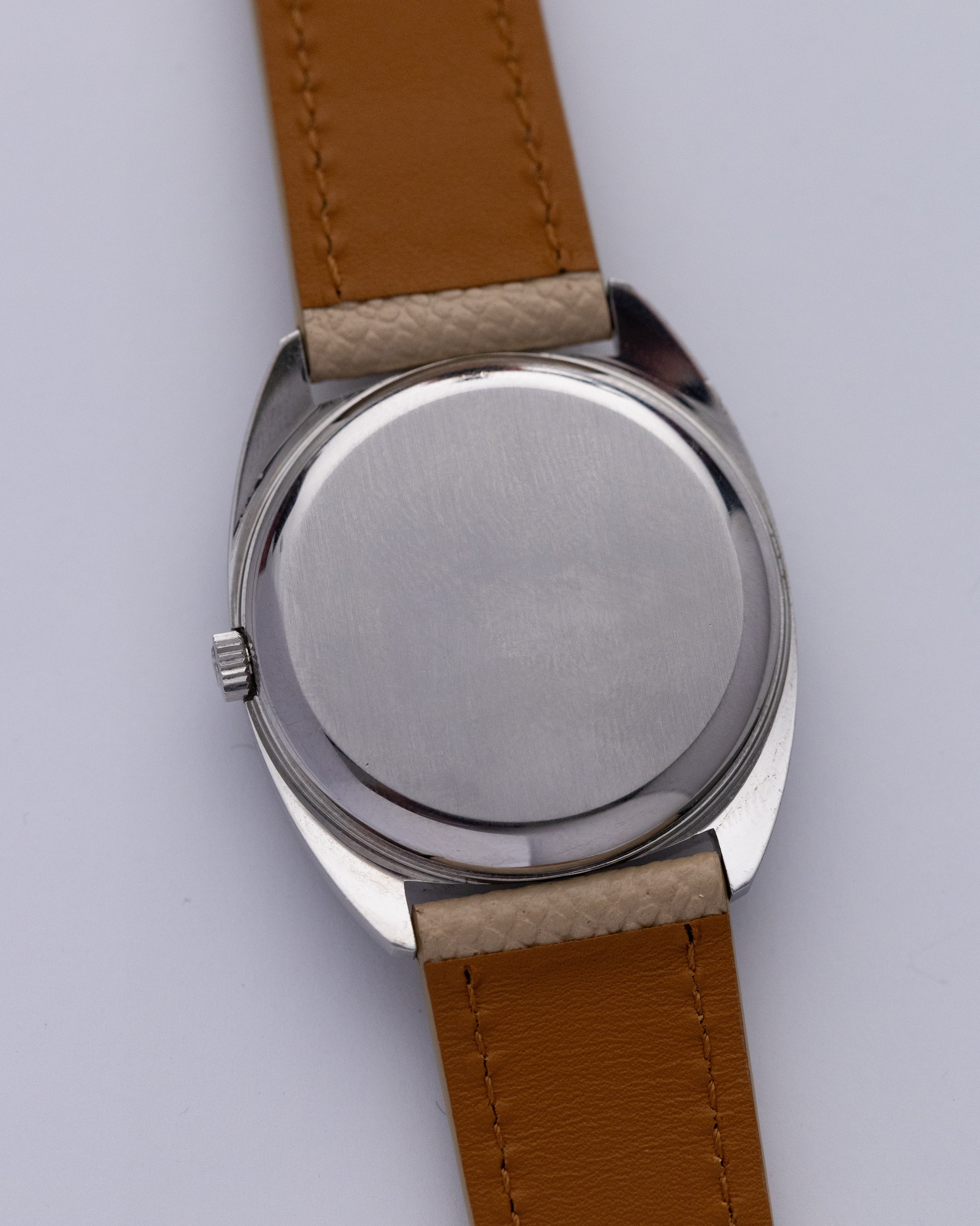 Vintage Omega De Ville Automatic, Cushion Brushed Case, Ref. 162.045 from 1970 - DuMarko