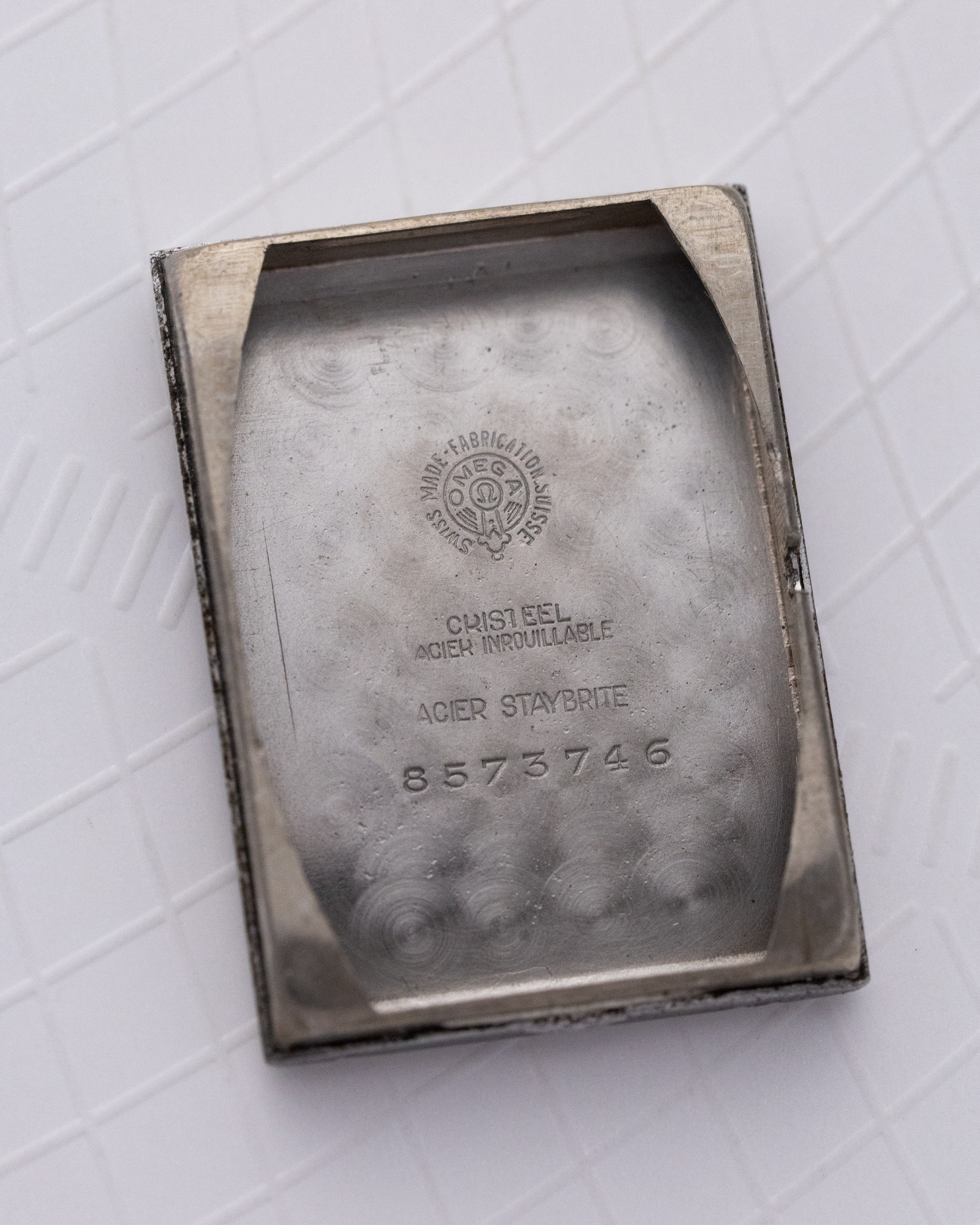 Vintage Omega “Dedalos” Art Deco Tank Watch with Sector Dial, Cal. 20F from 1930 - DuMarko