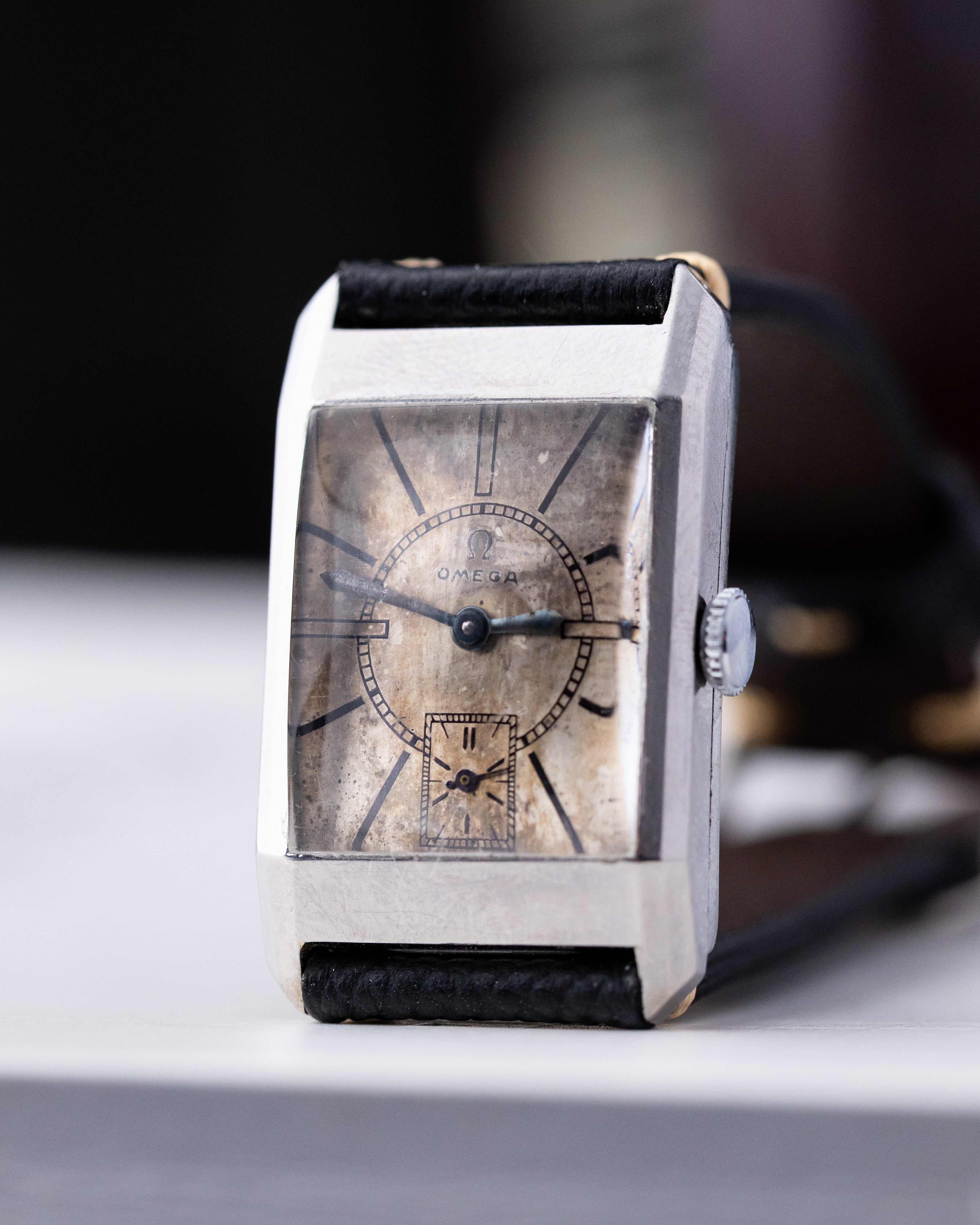 Vintage Omega “Dedalos” Art Deco Tank Watch with Sector Dial, Cal. 20F from 1930 - DuMarko