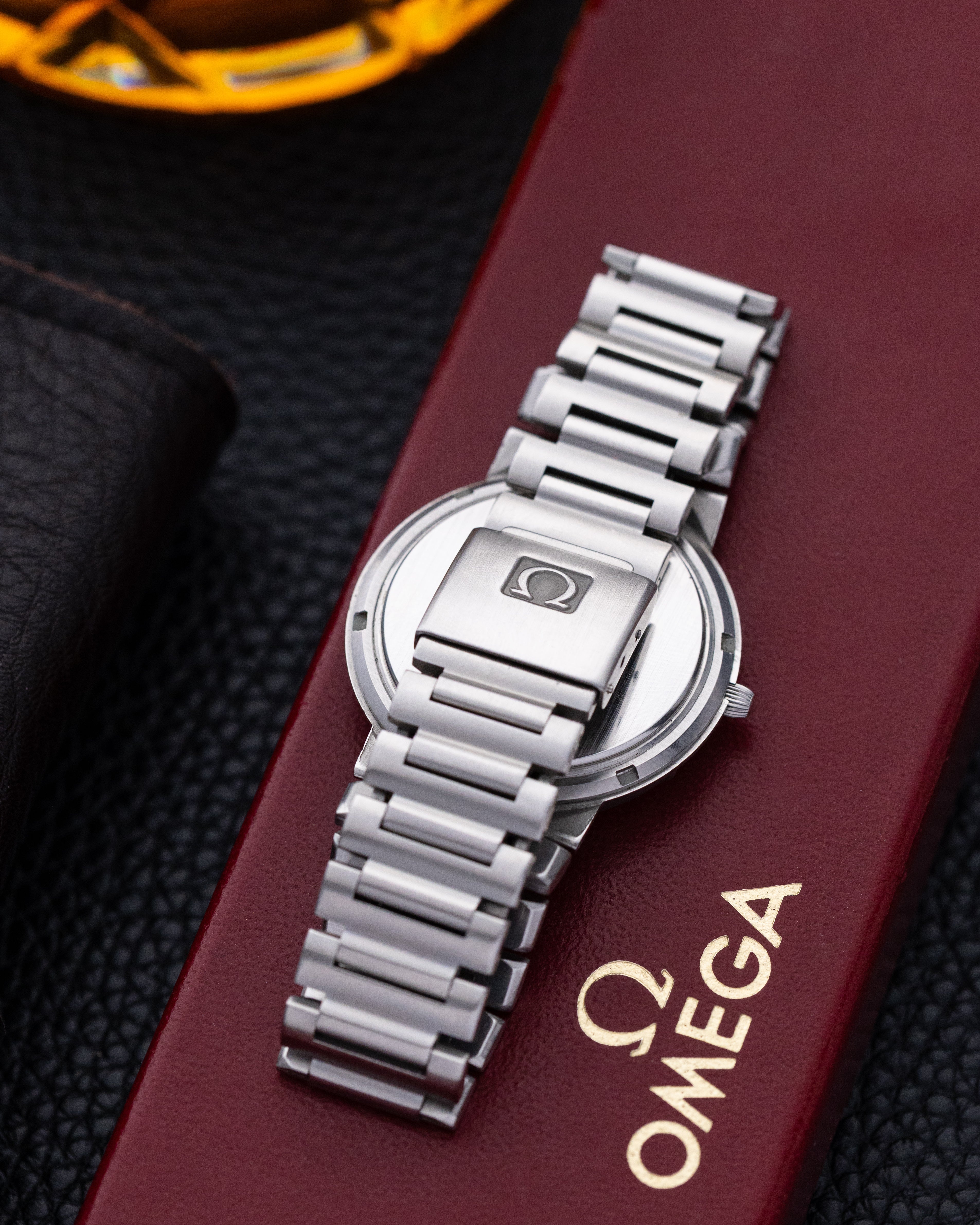 Vintage Omega Dynamic II 'Spider', Two - tone dial, Quartz Cal. 1430 from 1980's - DuMarko