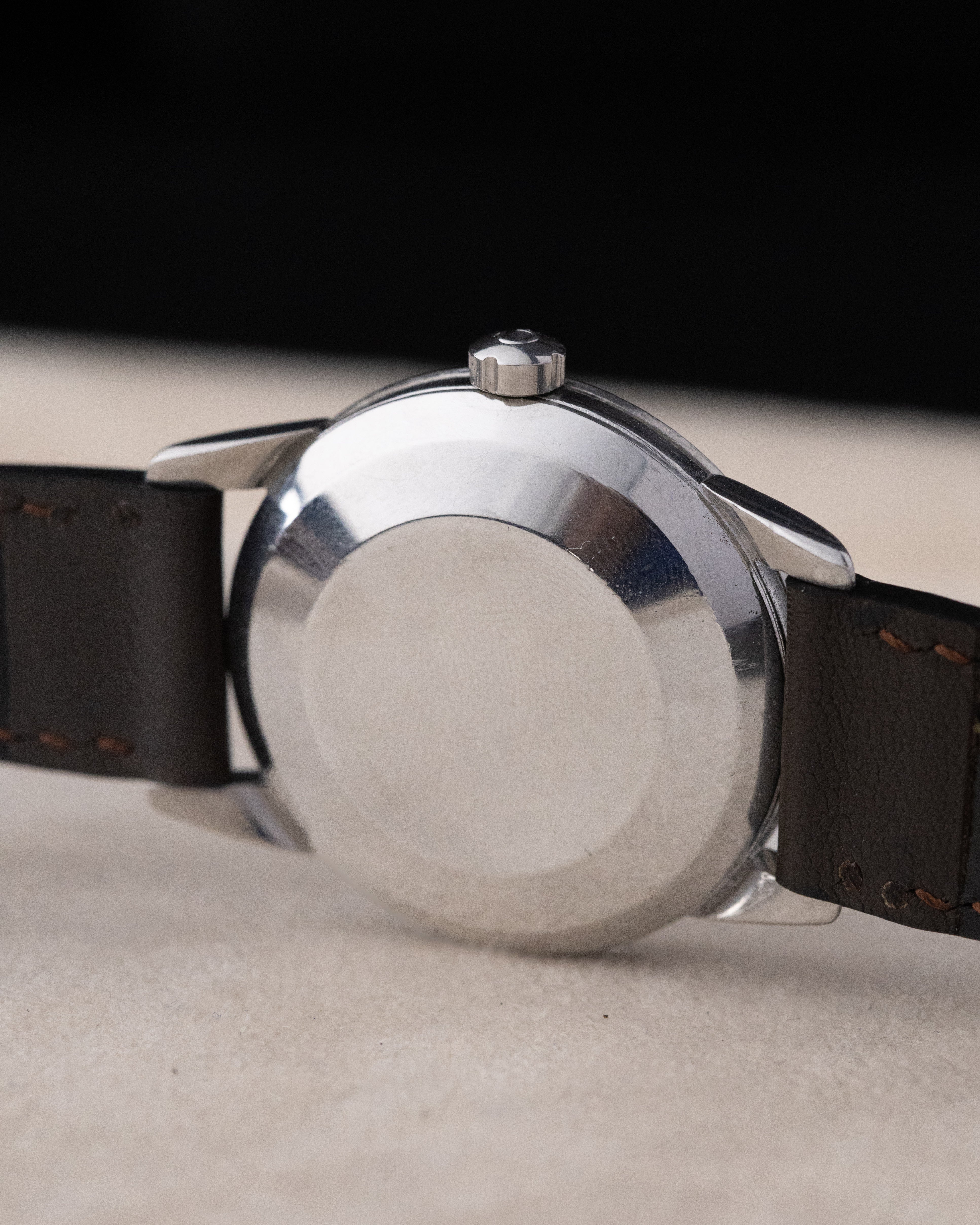 Vintage Omega Genève Automatic Swiss watch, Ref. 2981 - 1, Cal. 491 from 1958, Original Creamy Dial with Gold Markers - DuMarko