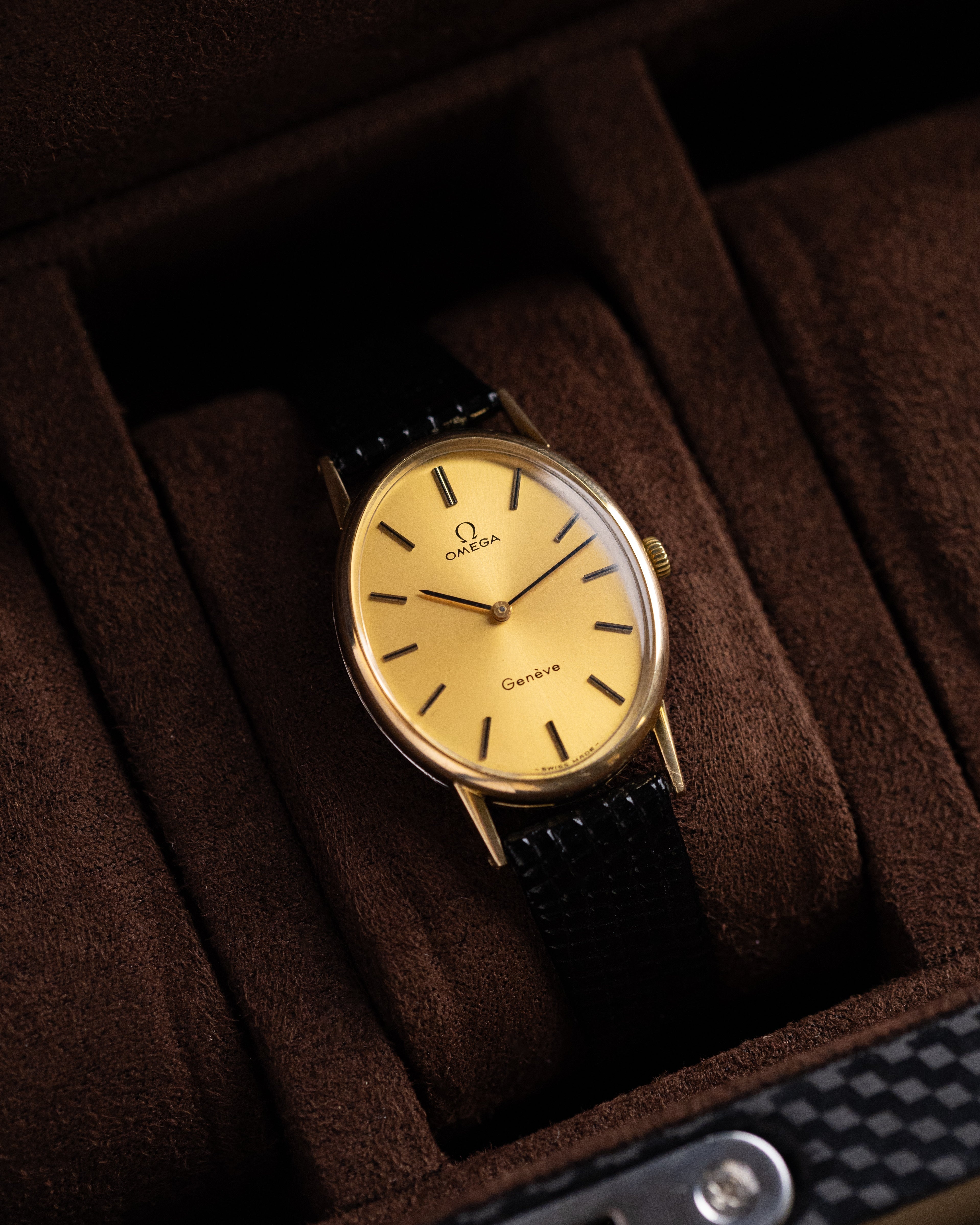 Vintage Omega Genève, Oval Gold - plated Case, Gold tone dial from 1970’s - DuMarko
