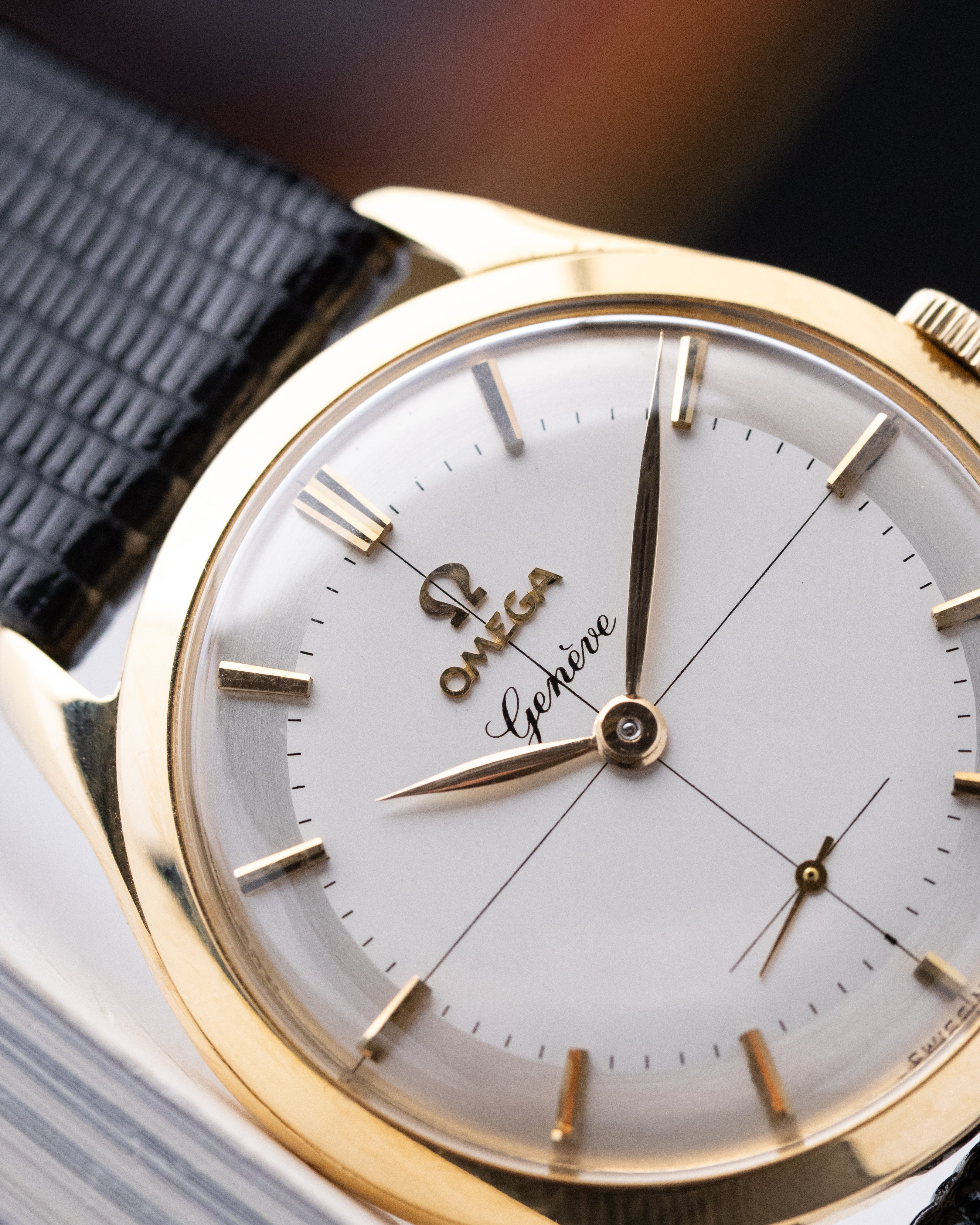 Vintage Omega Genève Two - tone Crosshair Dial, Ref. 2619, 18K Solid Gold Case from 1950 - DuMarko