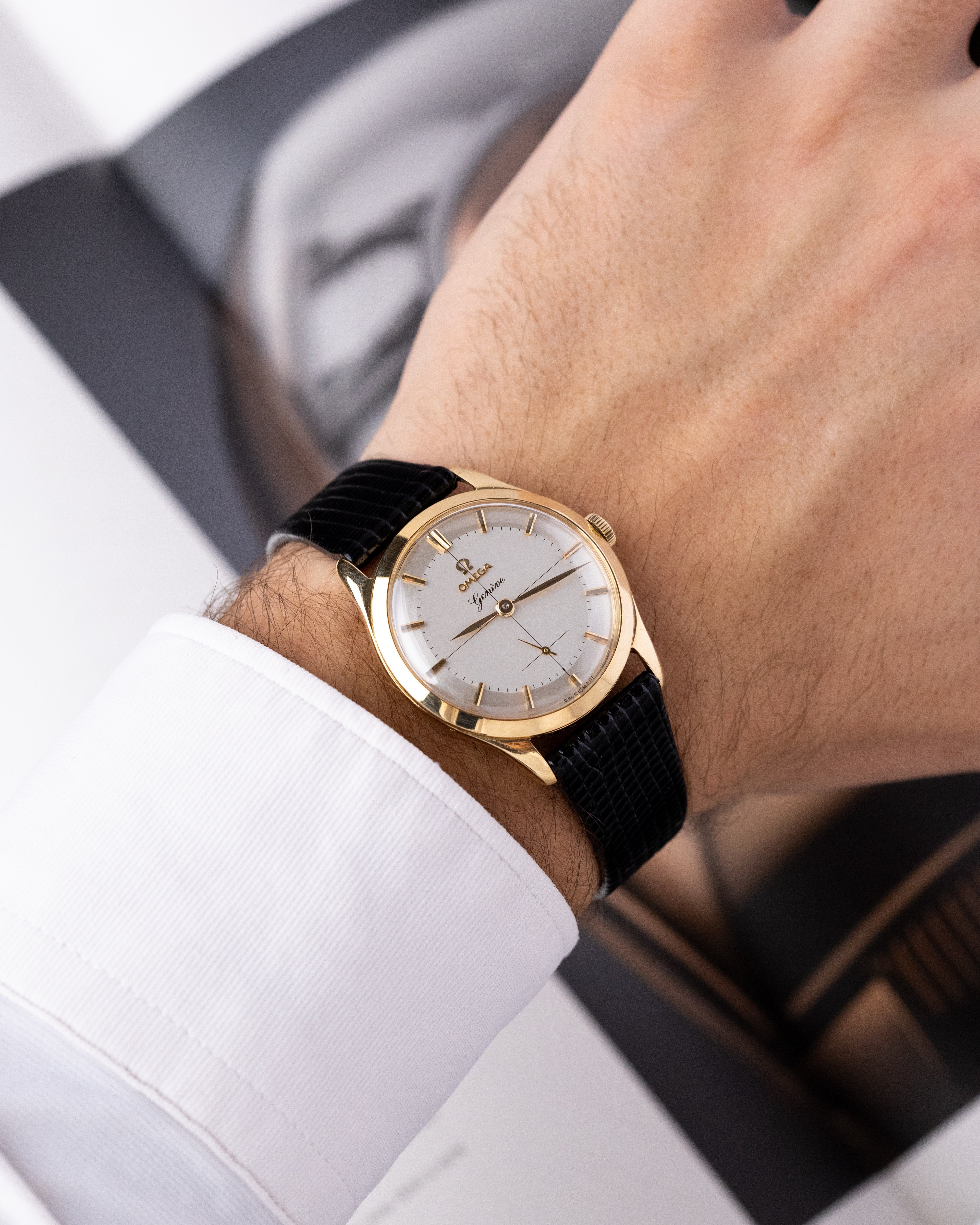 Vintage Omega Genève Two - tone Crosshair Dial, Ref. 2619, 18K Solid Gold Case from 1950 - DuMarko