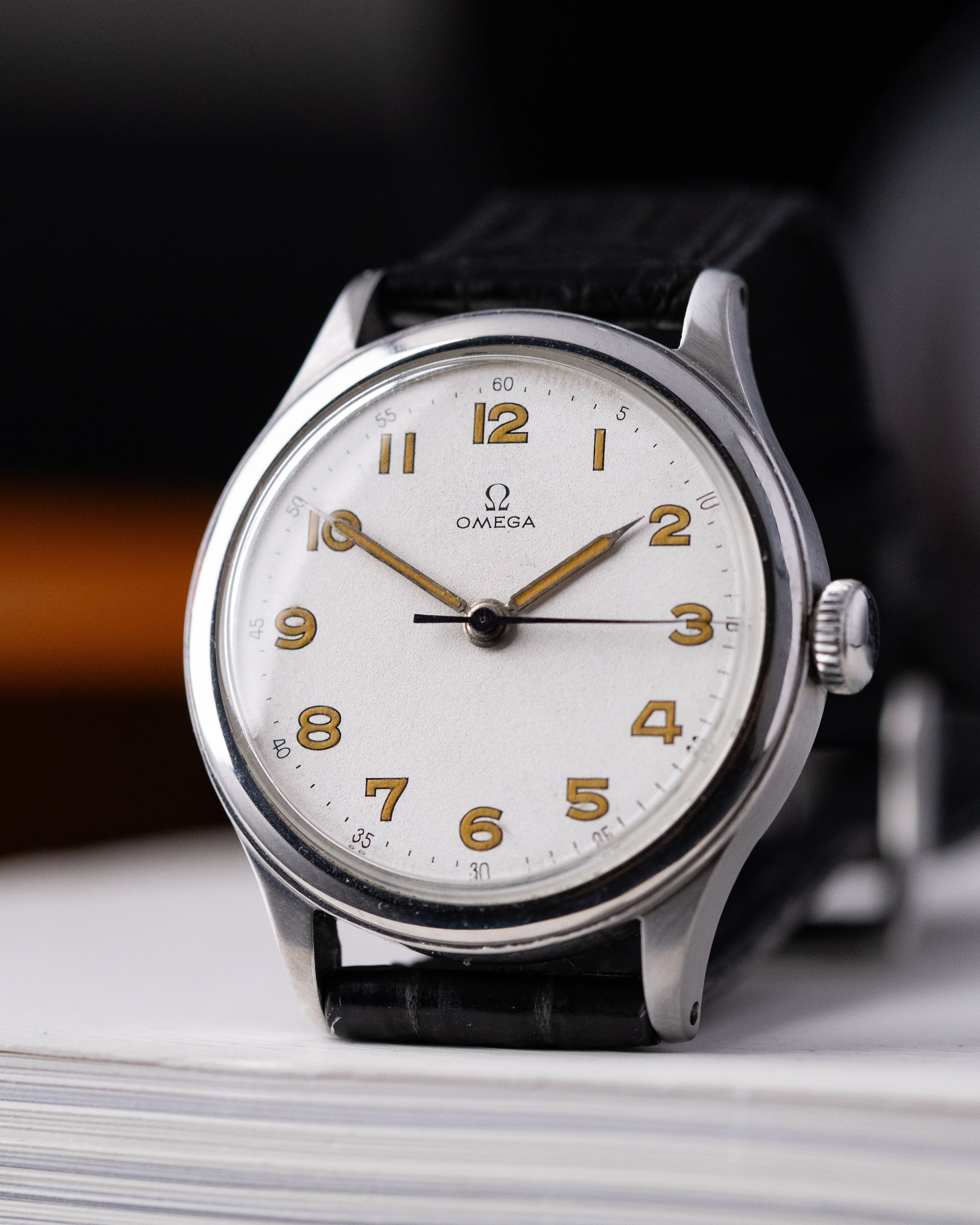 Vintage Omega Military Swiss Watch, Ref. 2179/5, Cal. 30T2 from 1944 - DuMarko