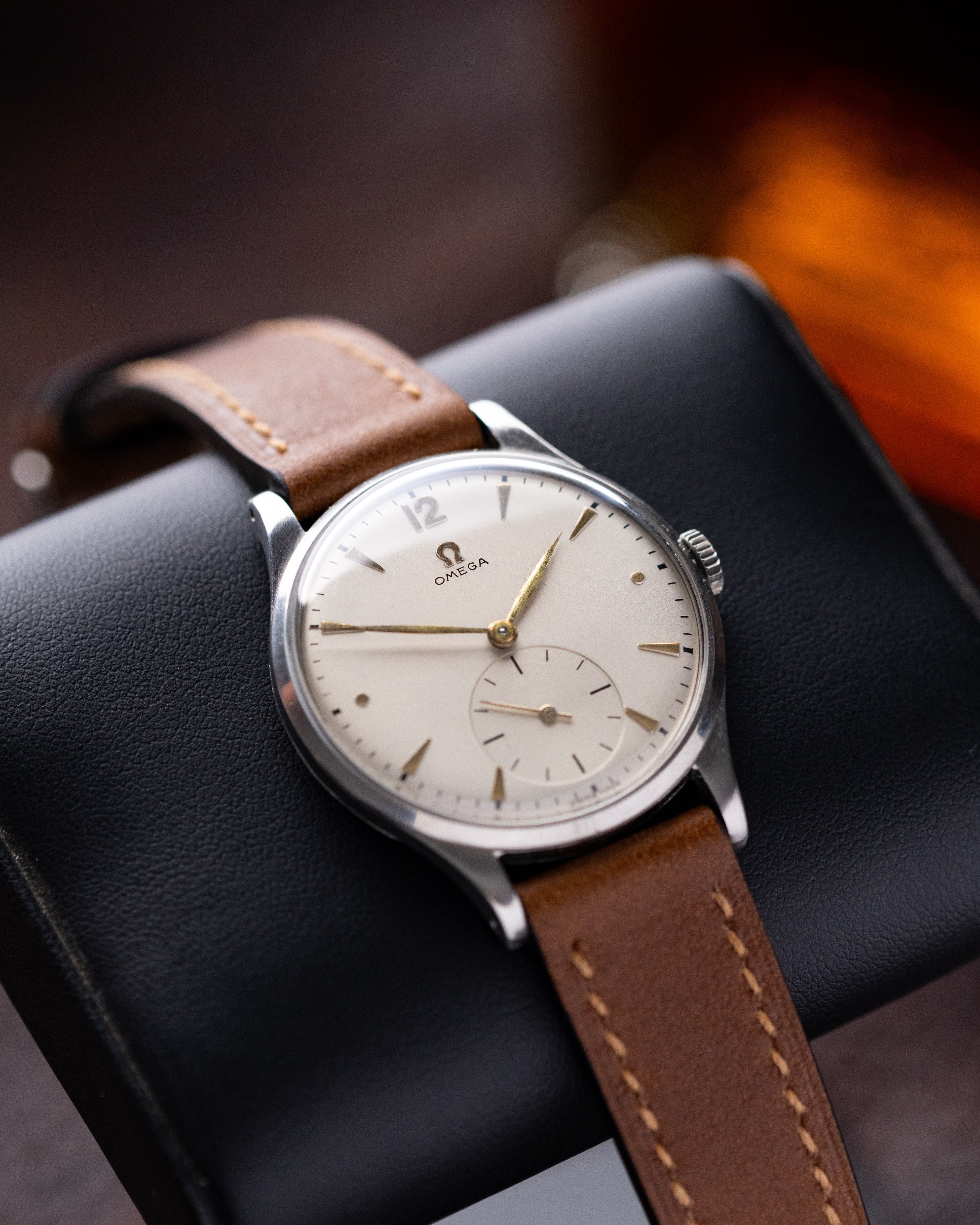 Vintage Omega Oversized Jumbo Case, Cal. 265, Cream dial, Ref. 2609 - 6 from 1950 - DuMarko