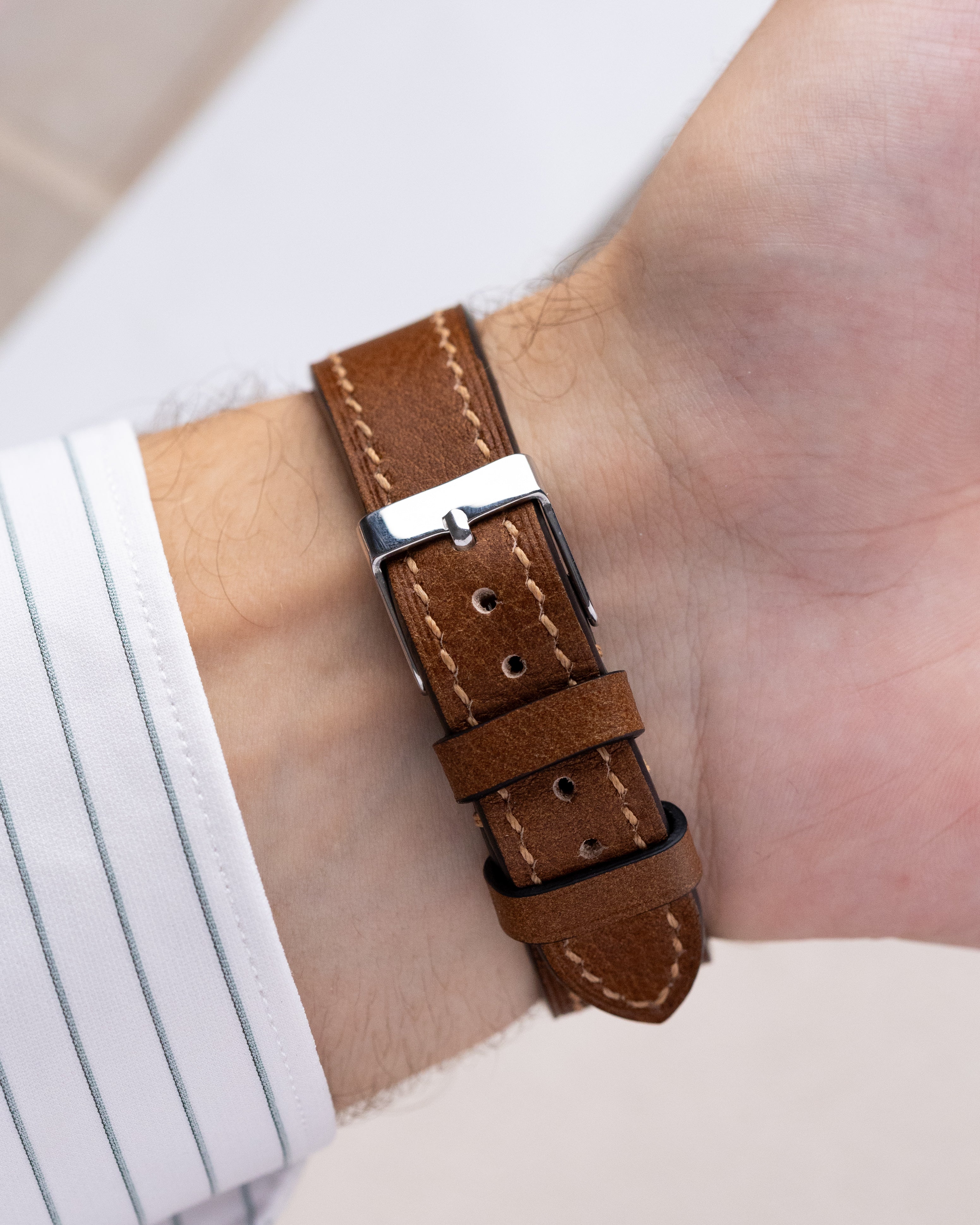 Vintage Omega Oversized Jumbo Case, Cal. 265, Cream dial, Ref. 2609 - 6 from 1950 - DuMarko