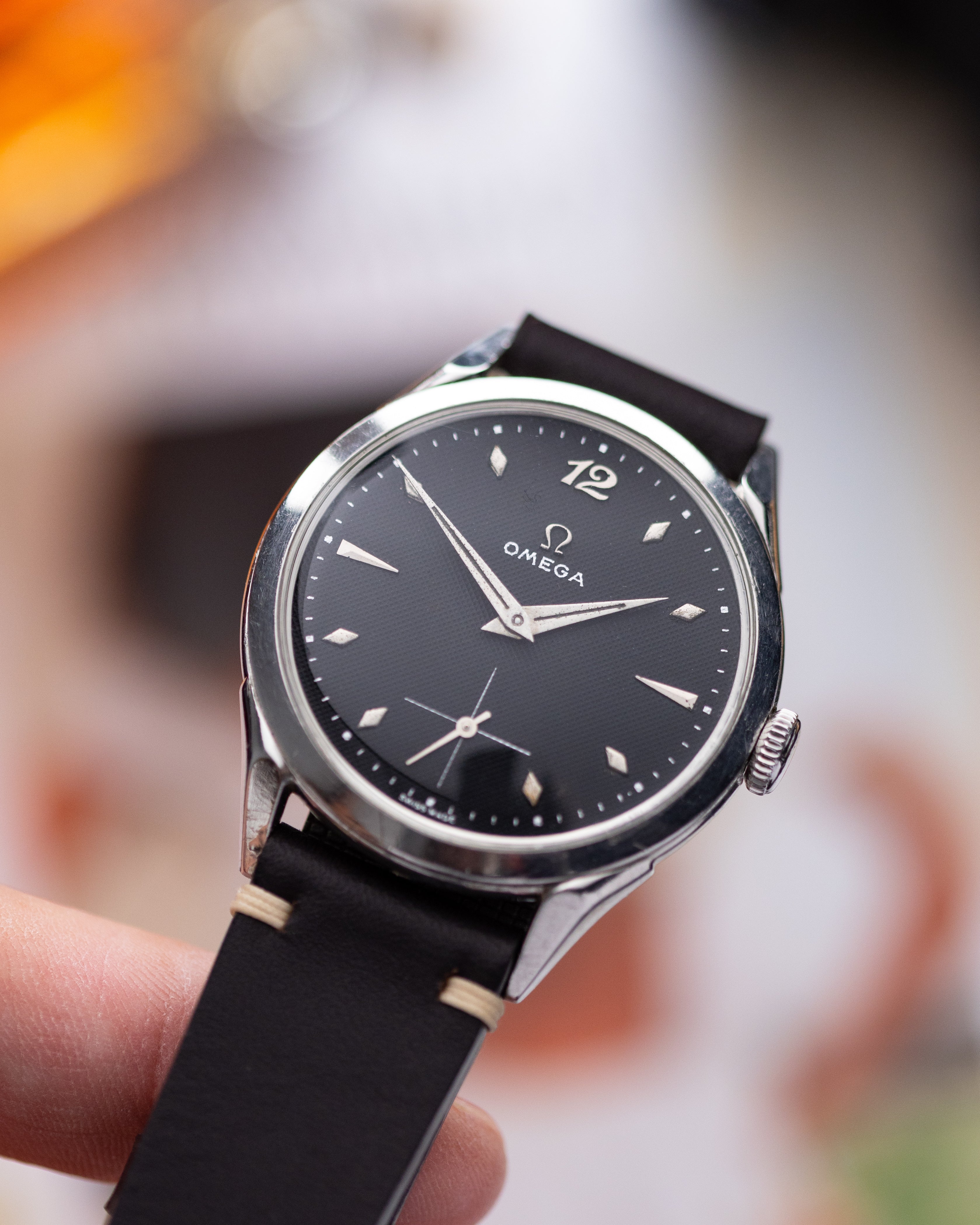 Vintage Omega, Rare Black Honeycomb Dial, Cal. 265, Ref. 2605 - 2 - DuMarko