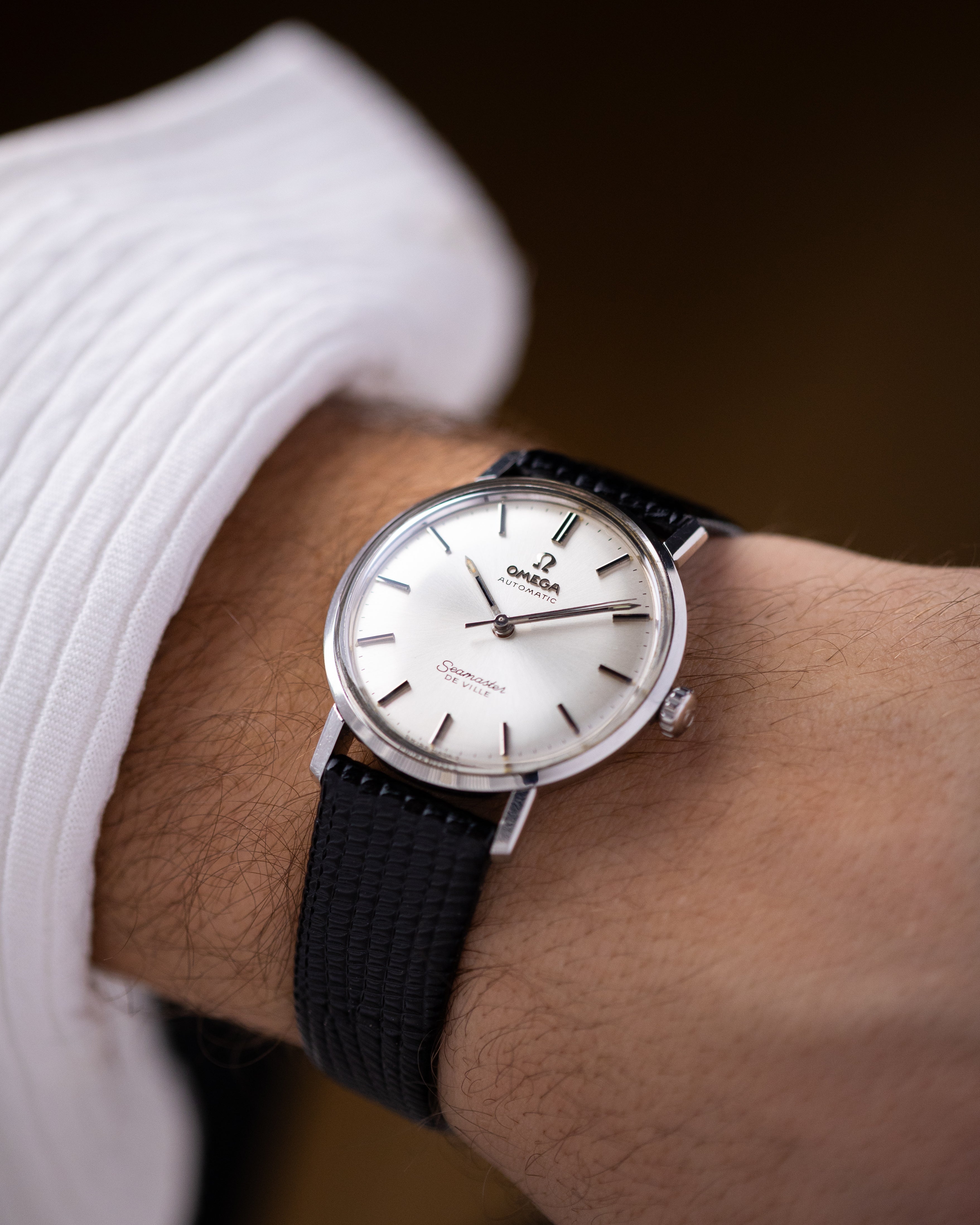 Vintage Omega Seamaster De Ville Swiss Watch, Ref. 165.020, Monocoque case, Cal. 552 from 1966 - DuMarko