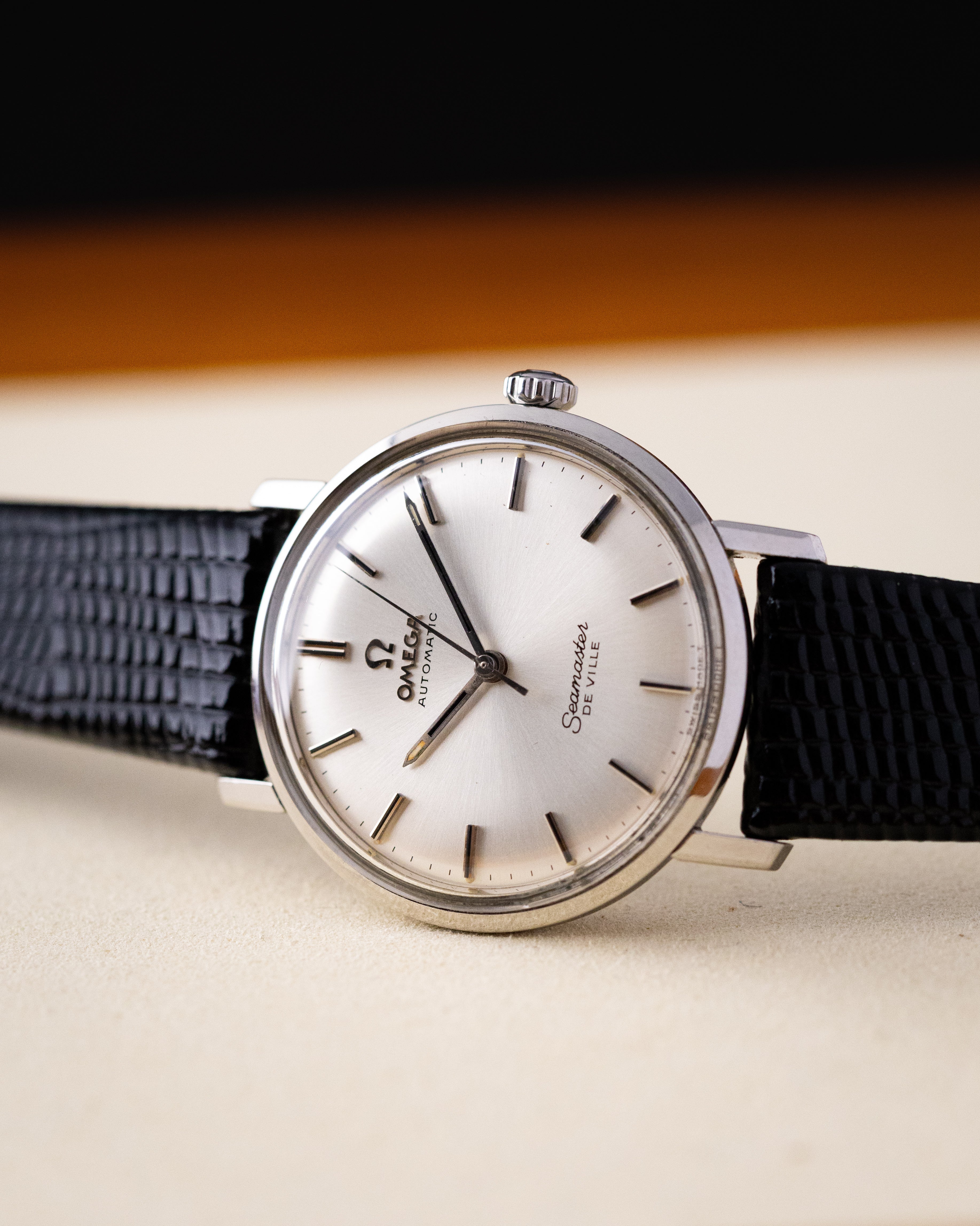 Vintage Omega Seamaster De Ville Swiss Watch, Ref. 165.020, Monocoque case, Cal. 552 from 1966 - DuMarko