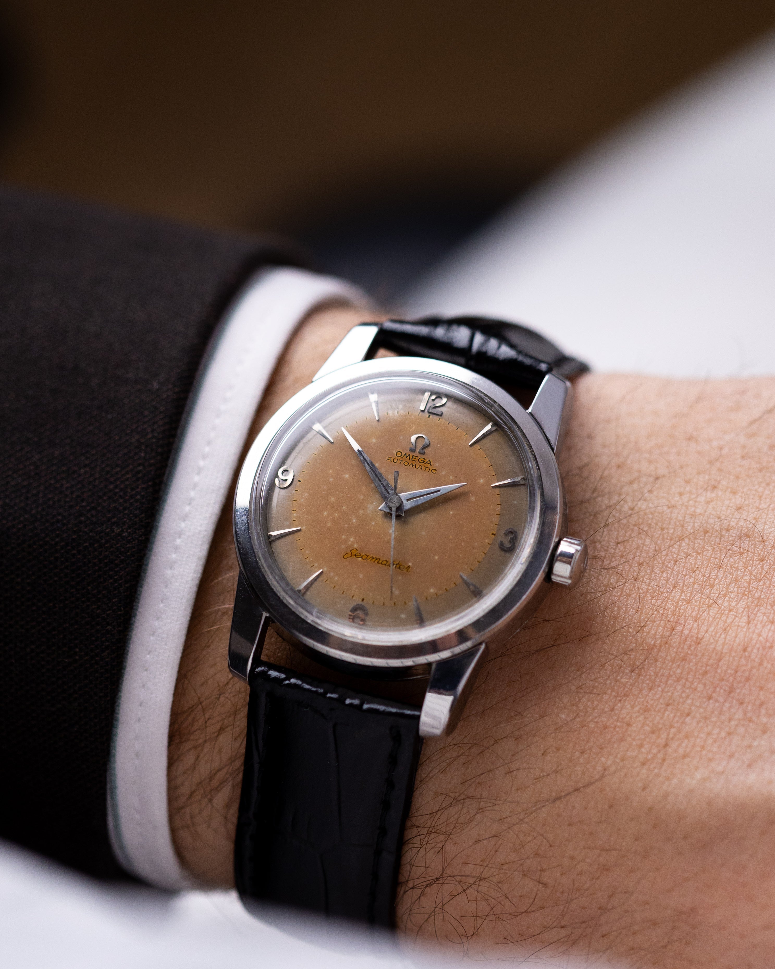 Vintage Omega Seamaster “Fat Lugs” Swiss Watch, Two - Tone Salmon Patina Dial, Cal. 501 from 1956 - DuMarko