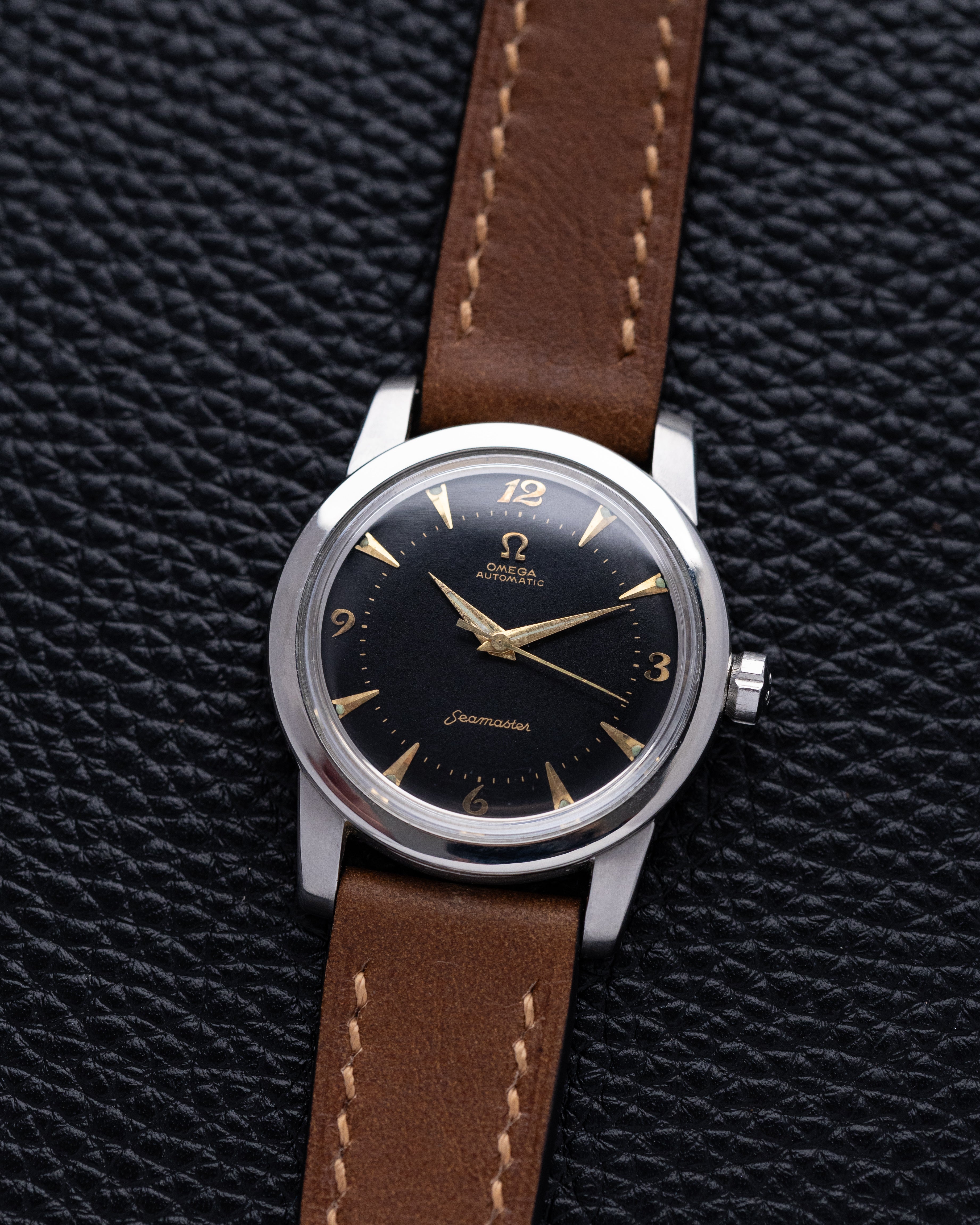 Vintage Omega Seamaster, Ref. 2852 - 4 SC, Black Gilt Crosshair Dial, Bumper Cal. 501 from 1952 - DuMarko
