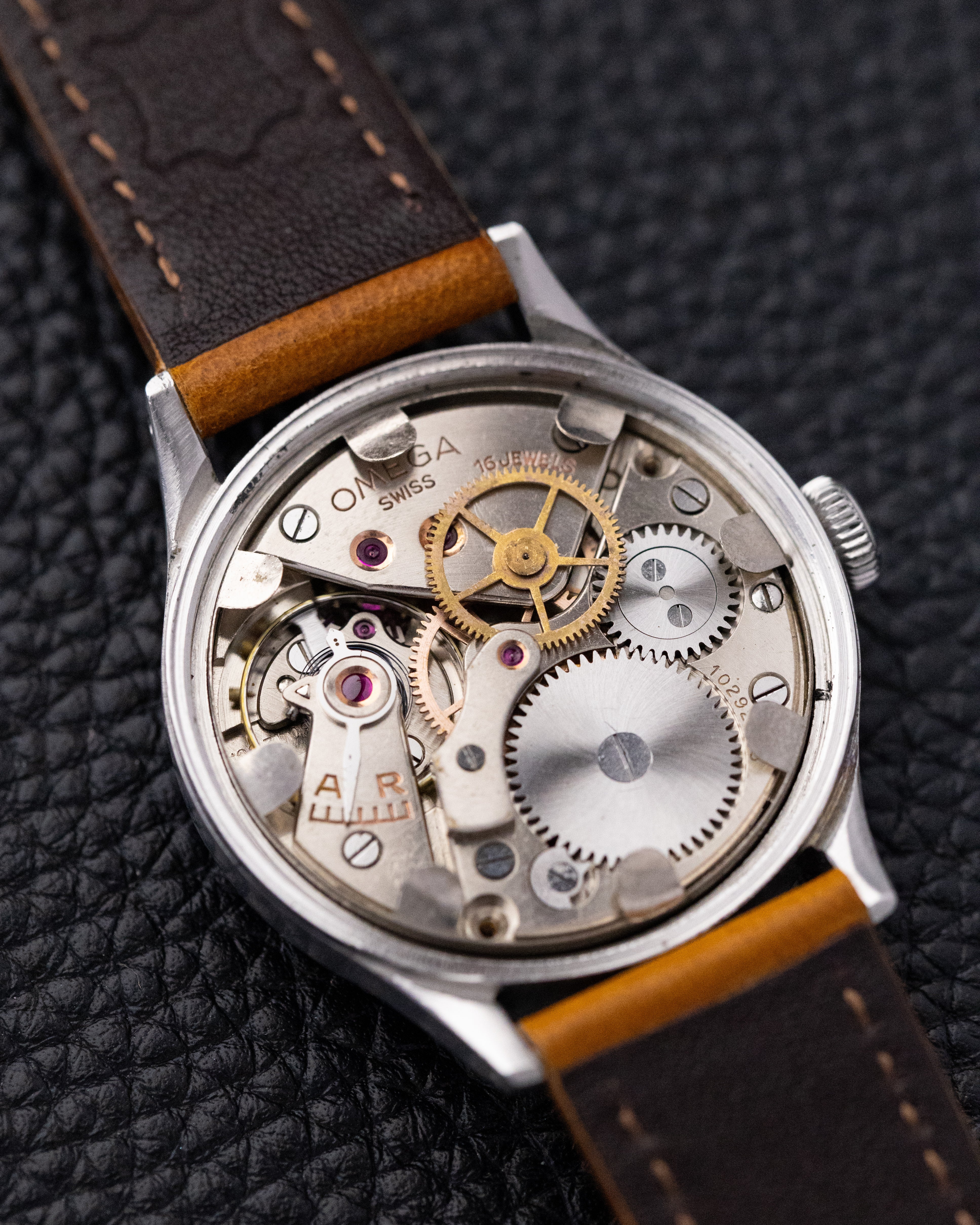 Vintage Omega Swiss Military Watch, Ref. 2179/5, Cal. 30T2 from 1944 - DuMarko