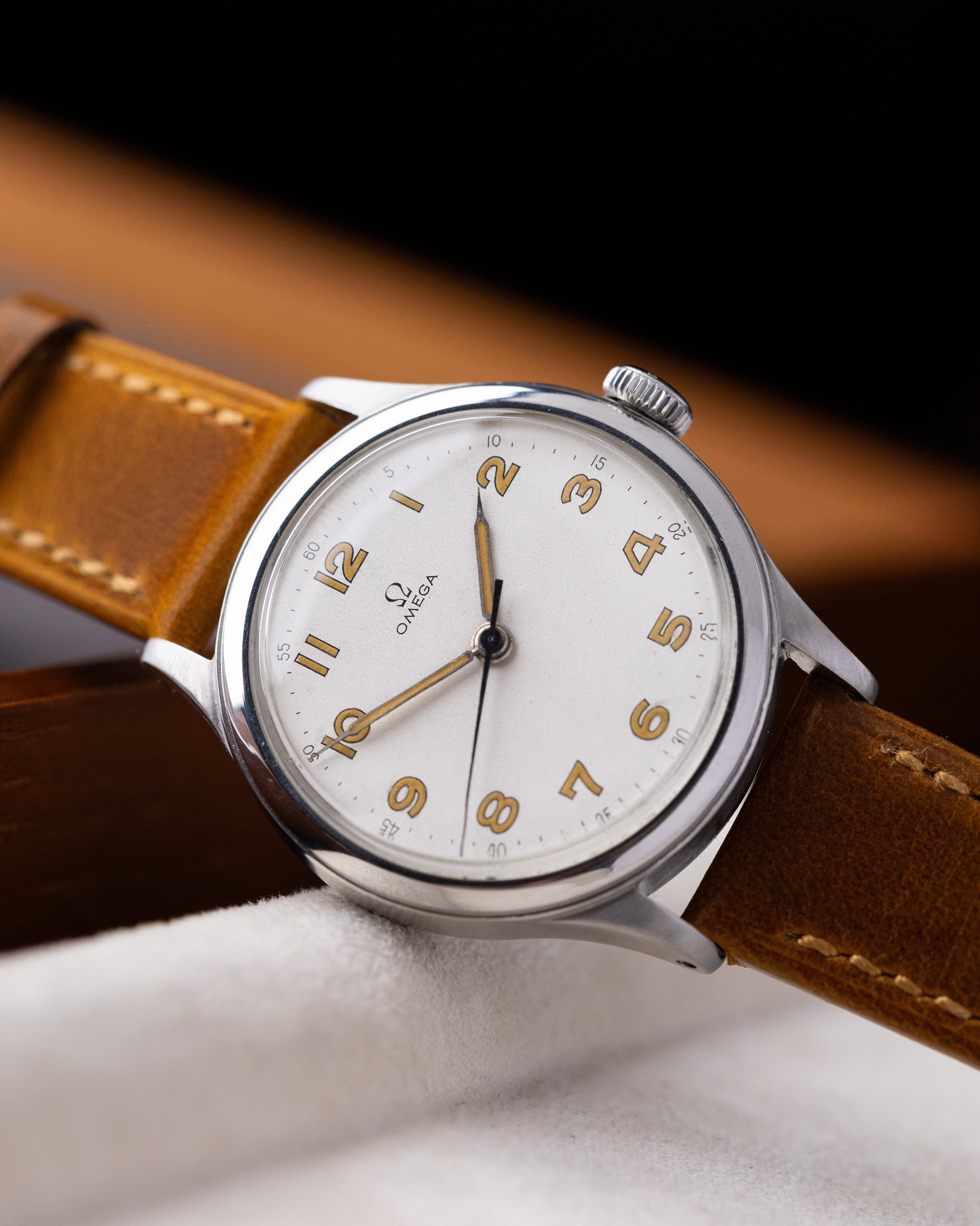 Vintage Omega Swiss Military Watch, Ref. 2179/5, Cal. 30T2 from 1944 - DuMarko