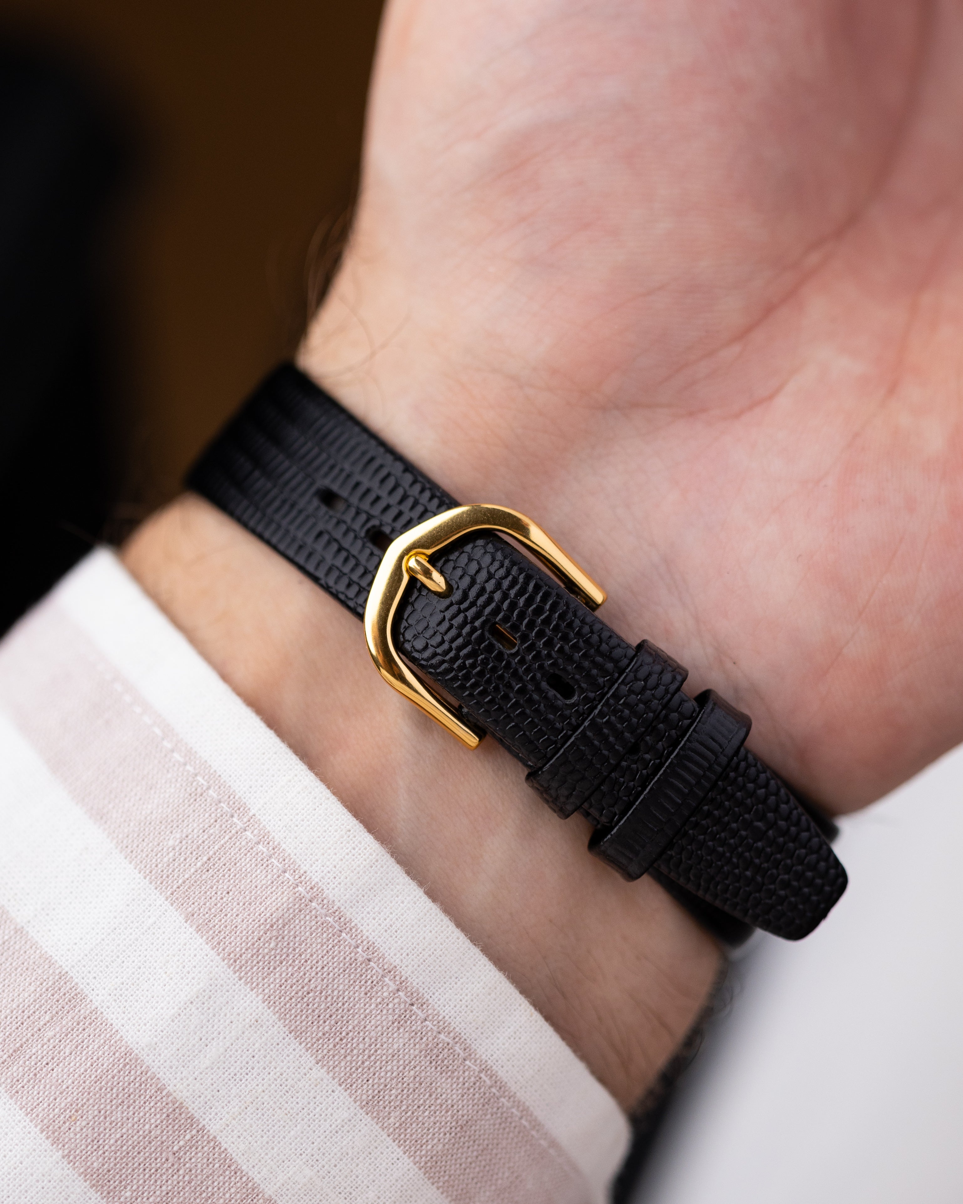 Vintage Omega Swiss Watch, Art Deco Tank, Mechanical Cal. 302 from 1957 - DuMarko