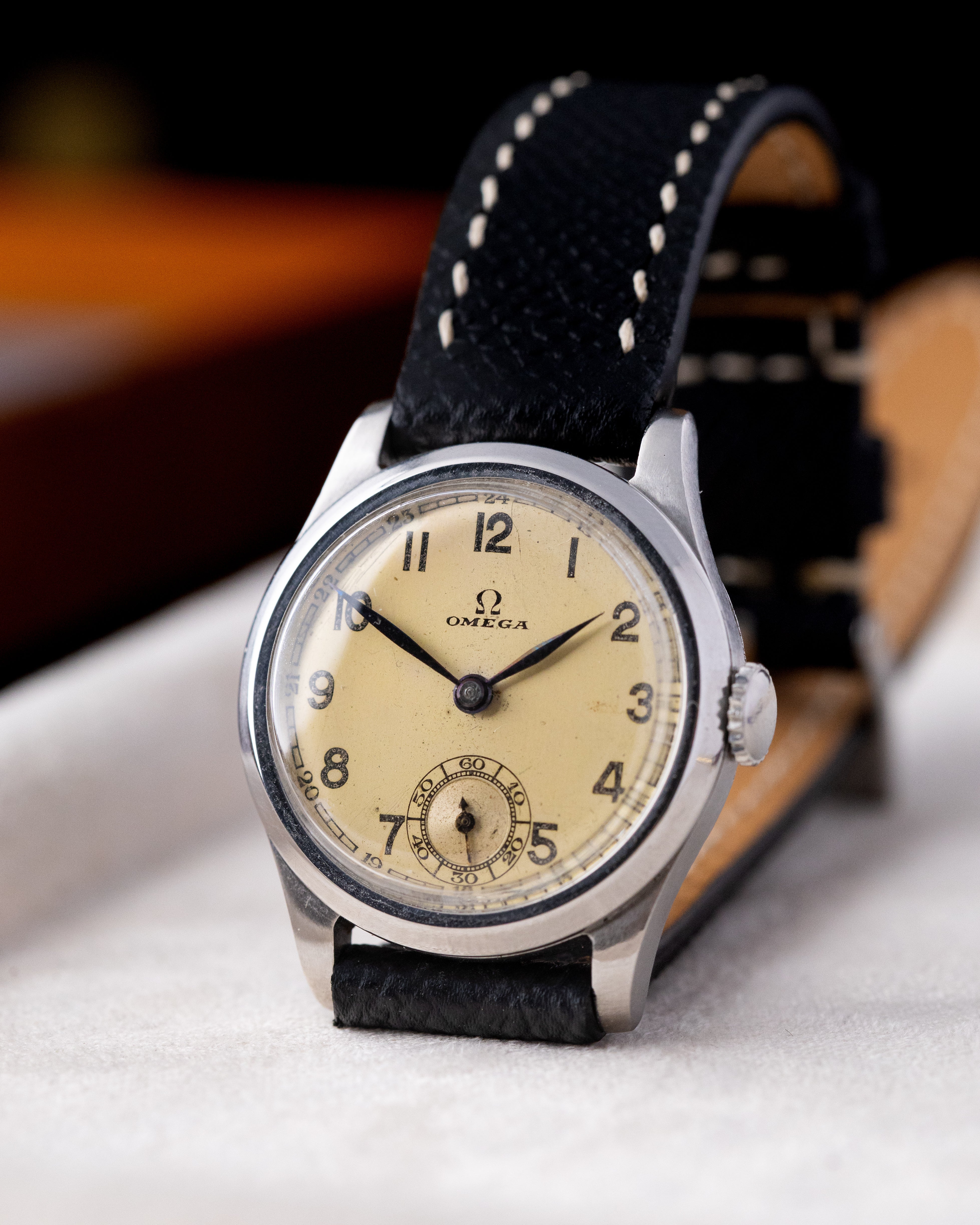 Vintage Omega Swiss Watch, Cream Patina Dial, Cal. 26.5 SOB T2 from 1930's - DuMarko