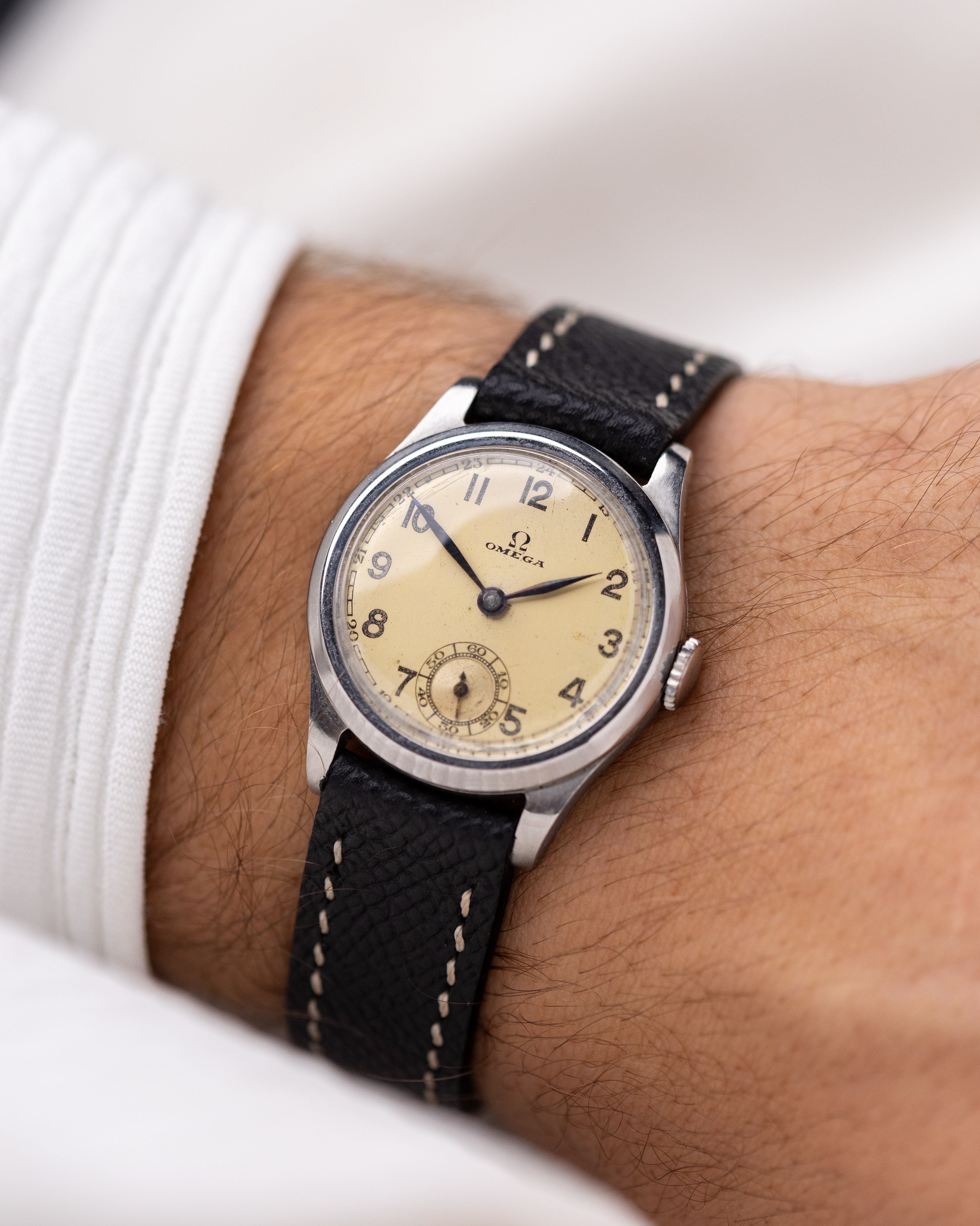 Vintage Omega Swiss Watch, Cream Patina Dial, Cal. 26.5 SOB T2 from 1930's - DuMarko