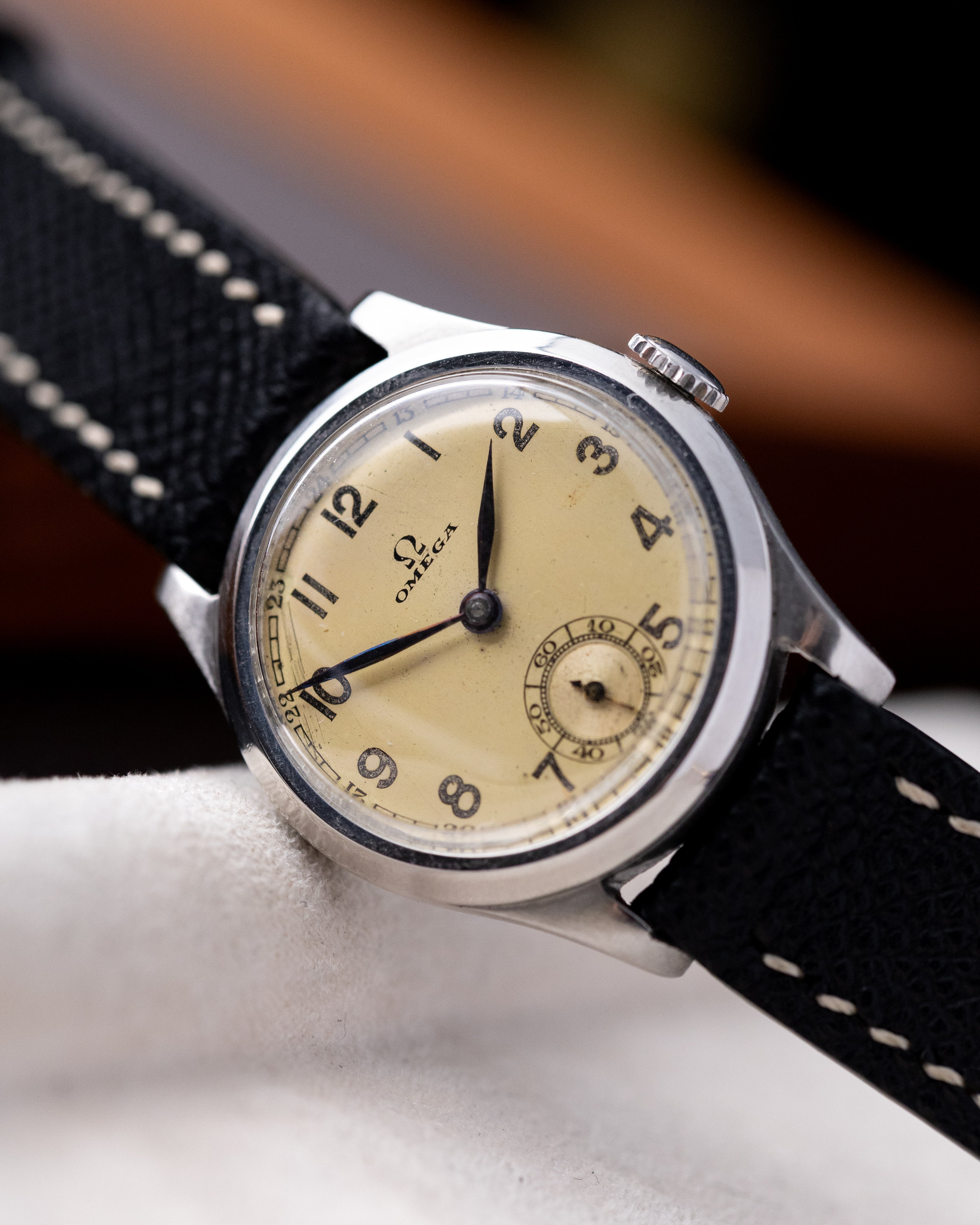 Vintage Omega Swiss Watch, Cream Patina Dial, Cal. 26.5 SOB T2 from 1930's - DuMarko