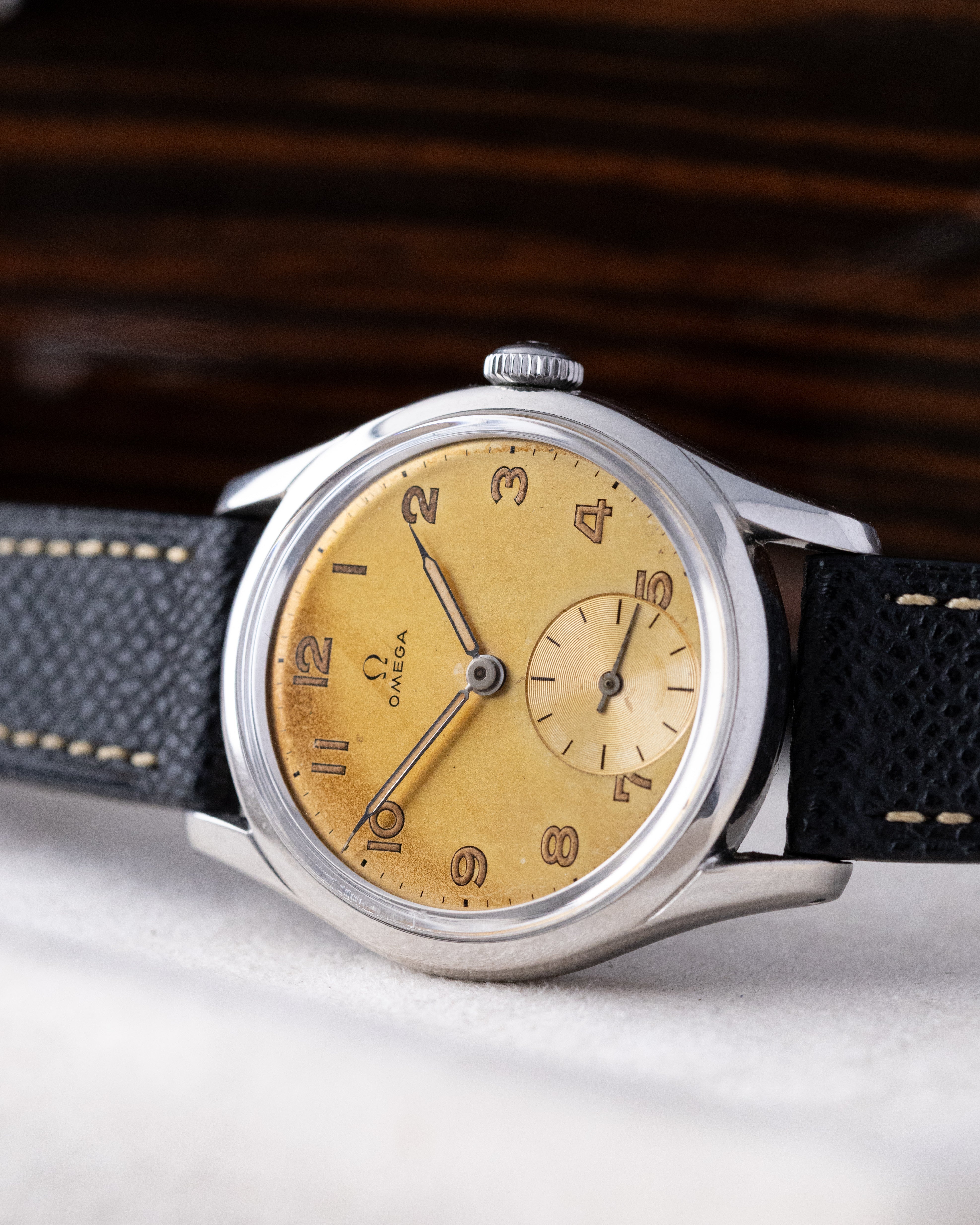 Vintage Omega Swiss watch, Rare Tropical Patina, Cal. 266, Ref. 2639 from 1950's - DuMarko