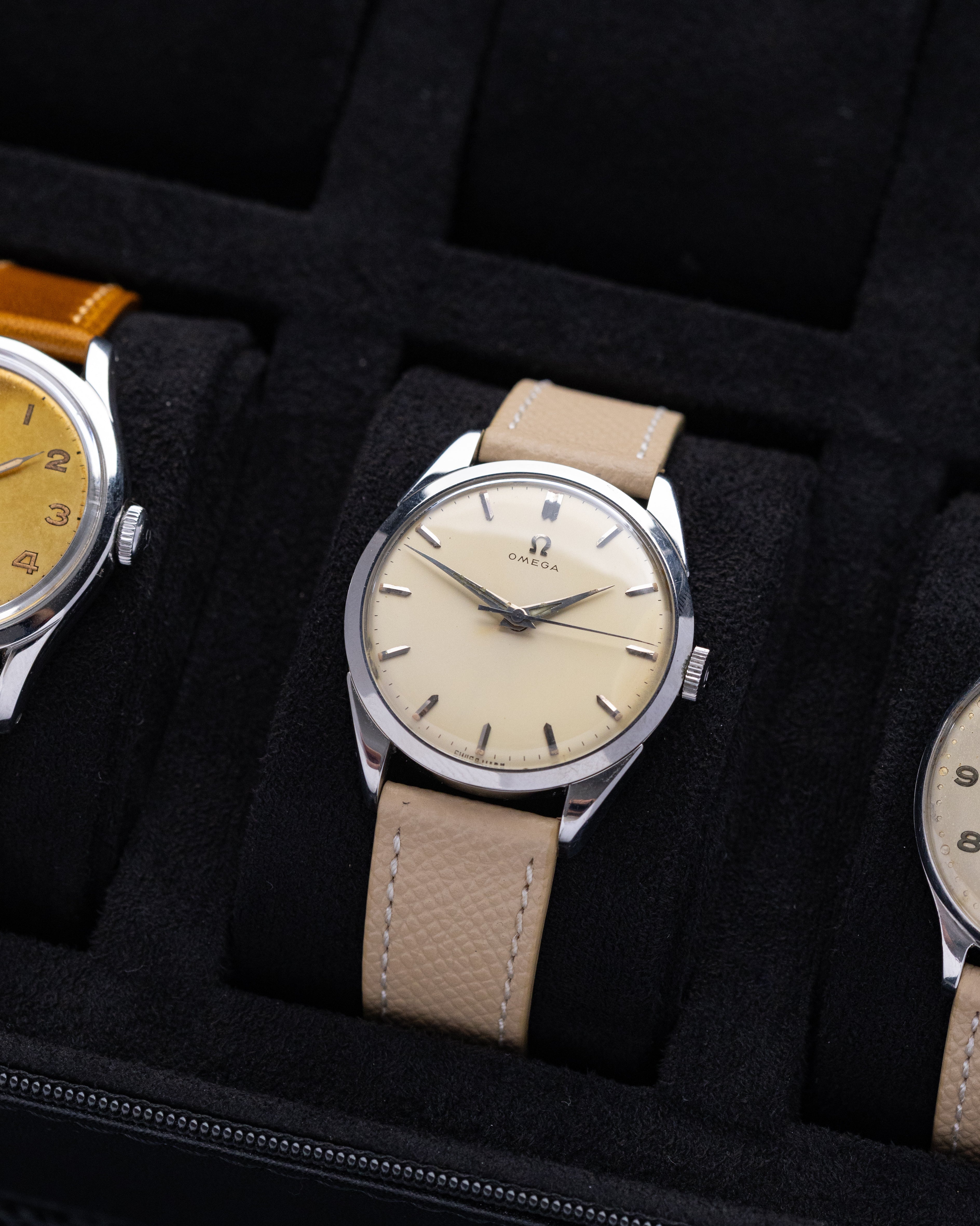 Vintage Omega Swiss Watch, Ref. 2910 - 8 SC, Cal. 284 from 1958 - DuMarko