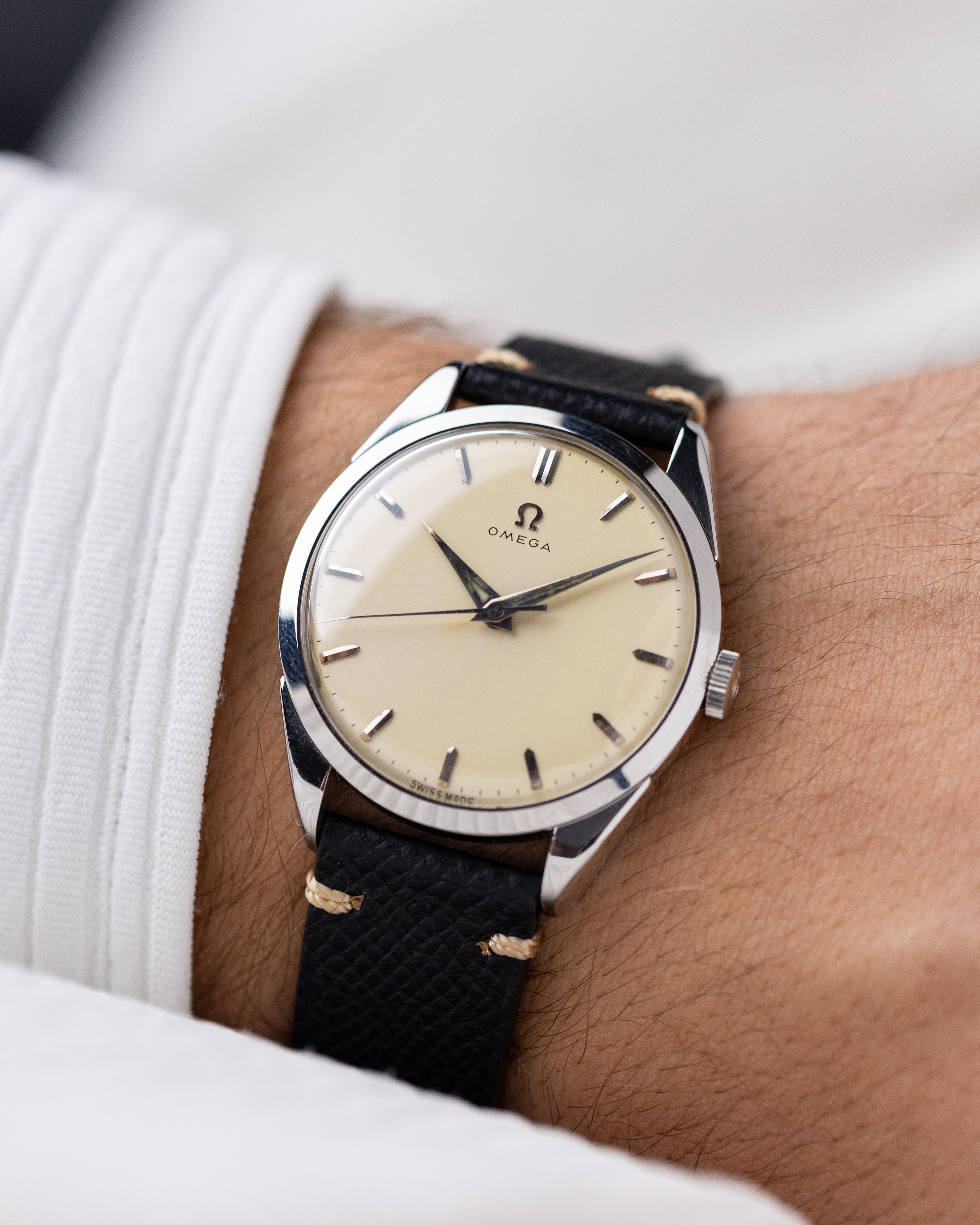 Vintage Omega Swiss Watch, Ref. 2910 - 8 SC, Cal. 284 from 1958 - DuMarko