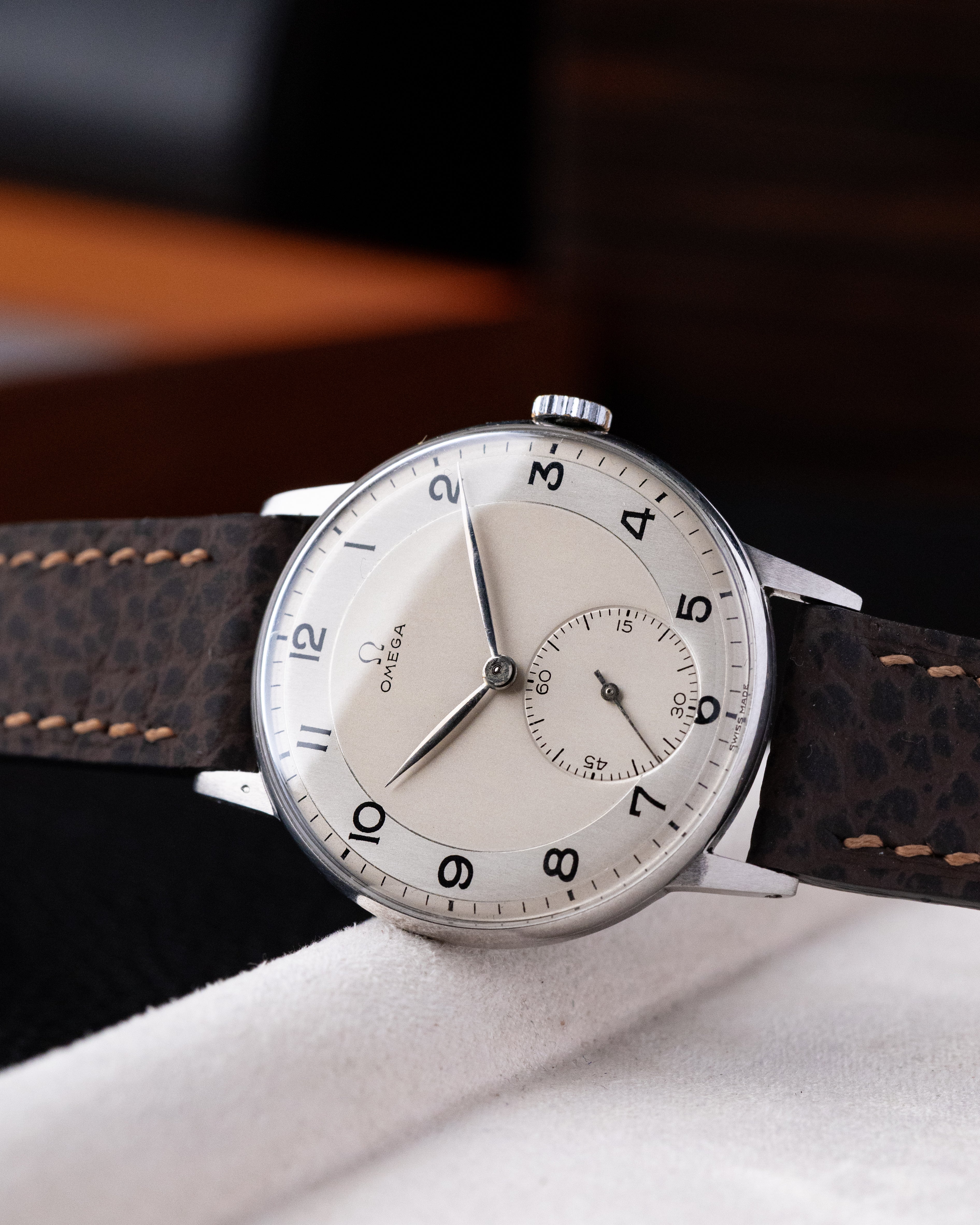 Vintage Omega, Two - tone dial, Ref. 2319/2, Oversized case, Swiss Made Cal. 30T1 from 1944 - DuMarko