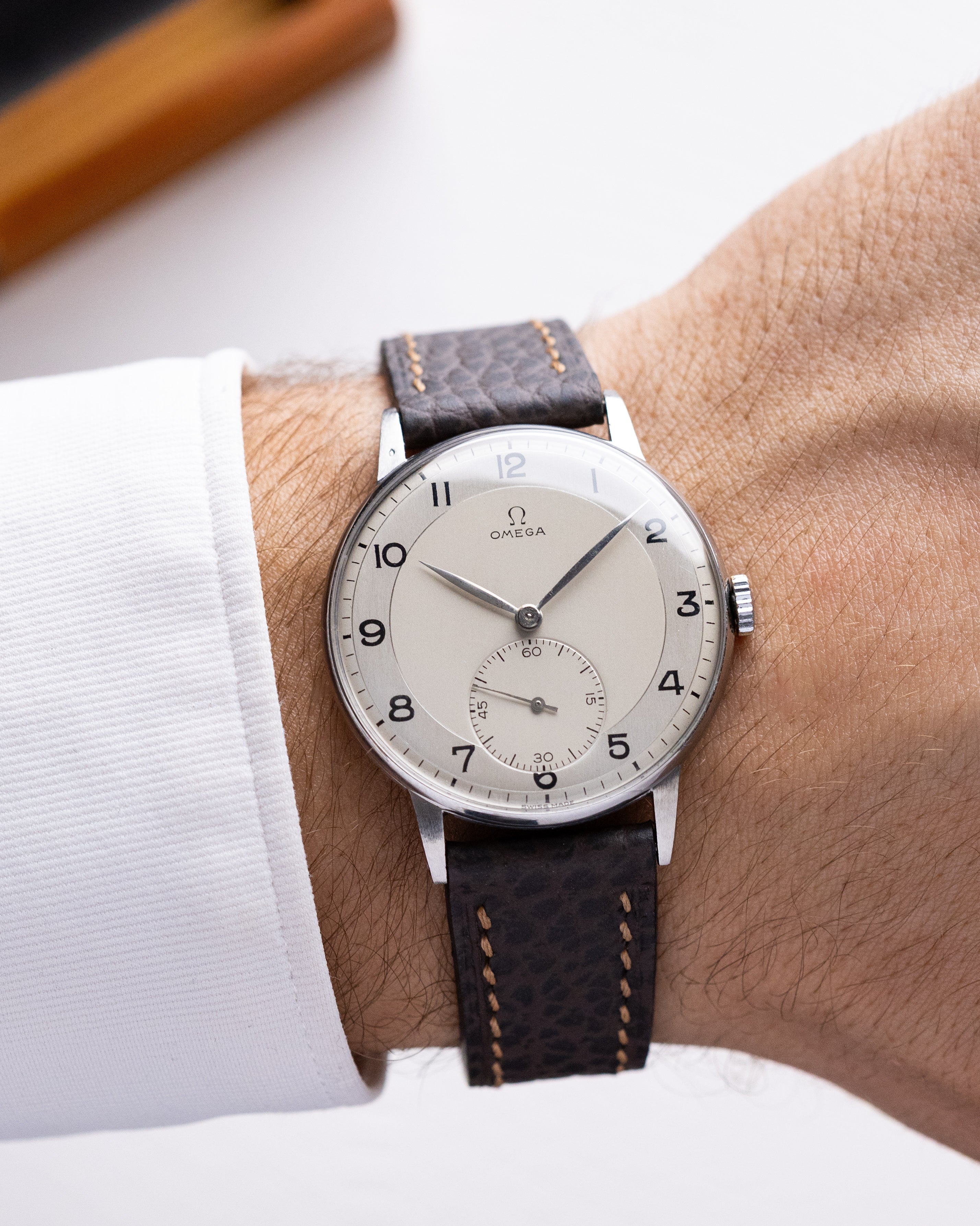 Vintage Omega, Two - tone dial, Ref. 2319/2, Oversized case, Swiss Made Cal. 30T1 from 1944 - DuMarko