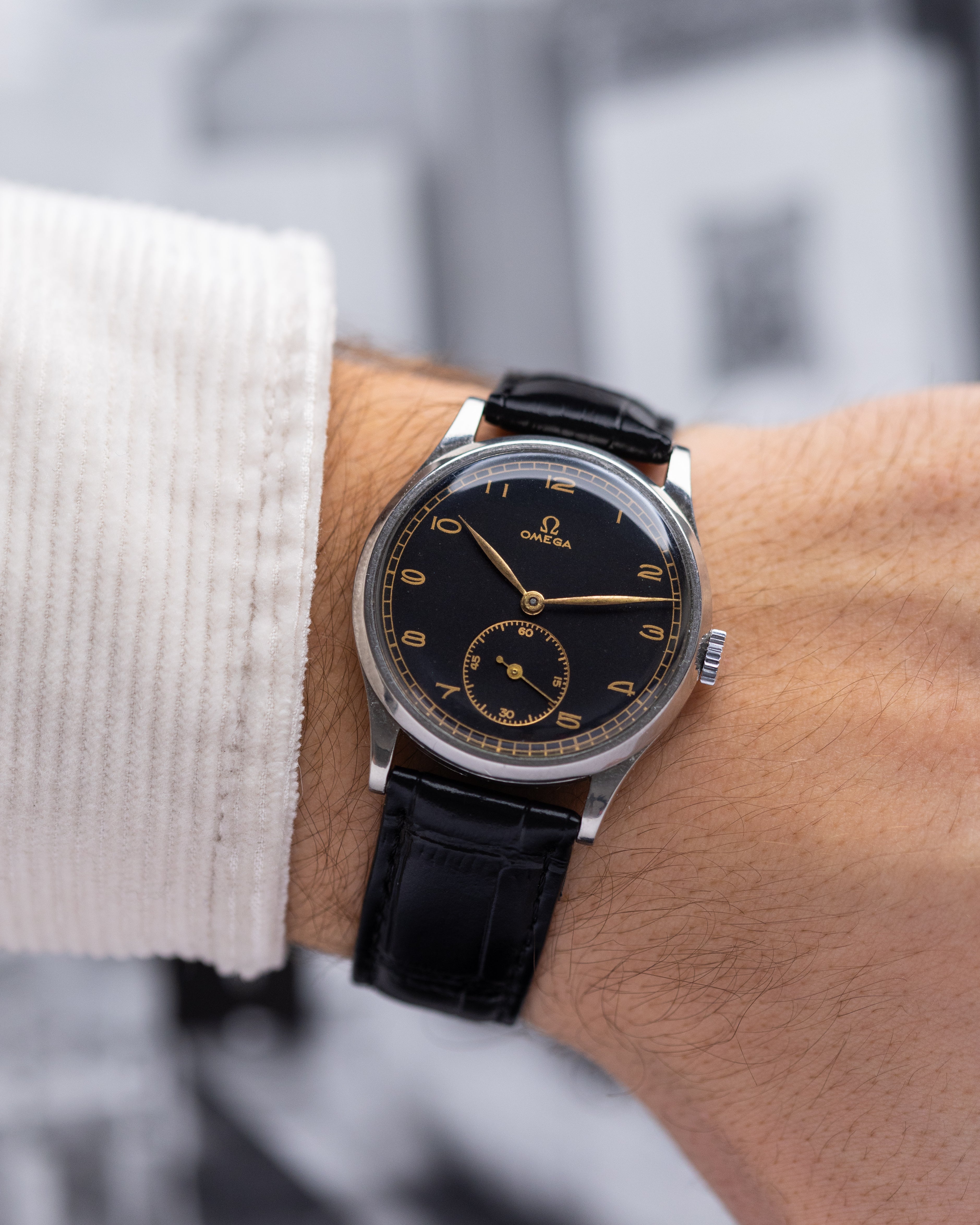 Vintage Omega Watch, Oversized case, Black Gilded Dial, Cal. 26.5 SOB T2 - DuMarko