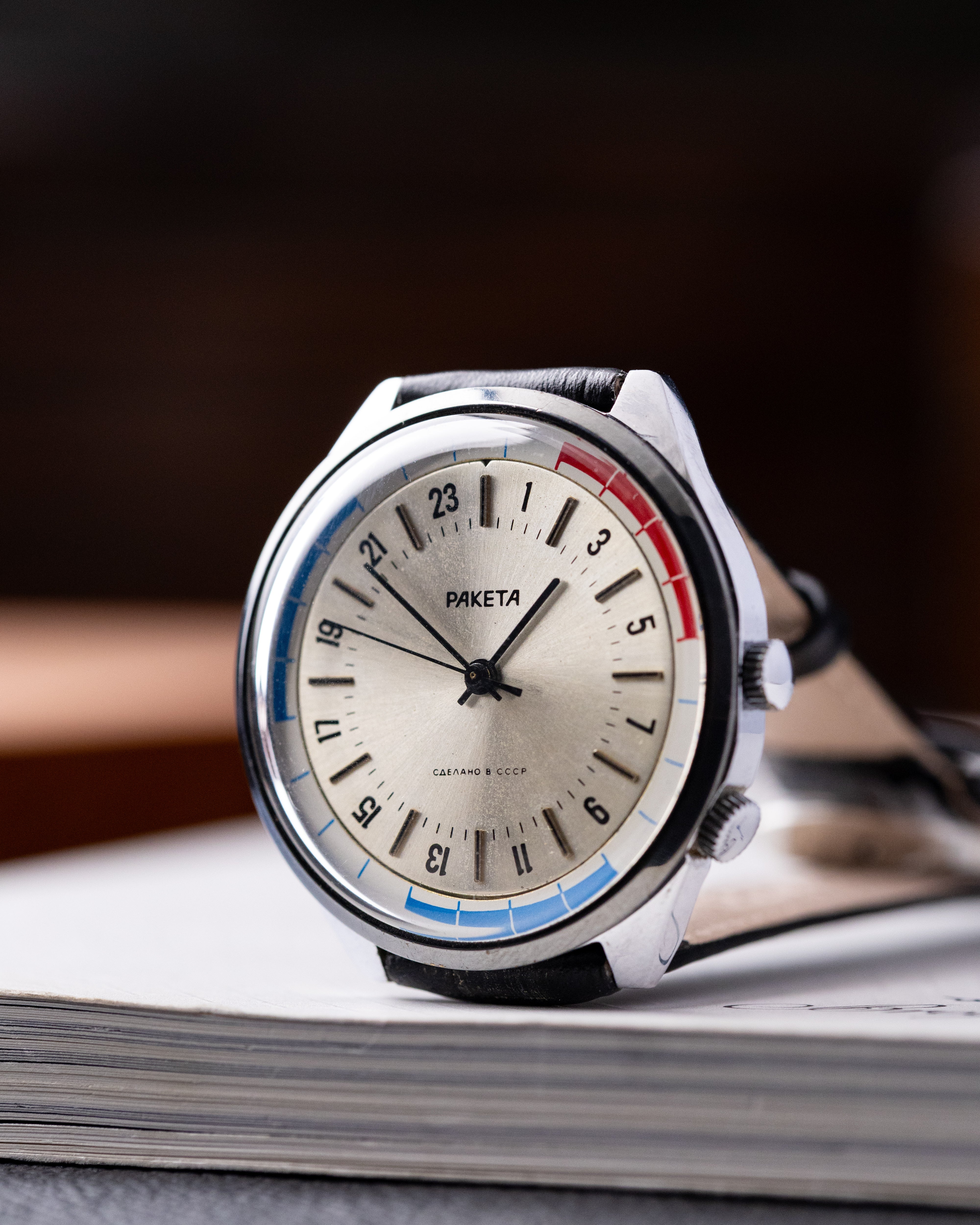 Vintage Raketa 24 hours, Soviet Watch, Original dial, Oversize case 40 mm from 1970's - DuMarko