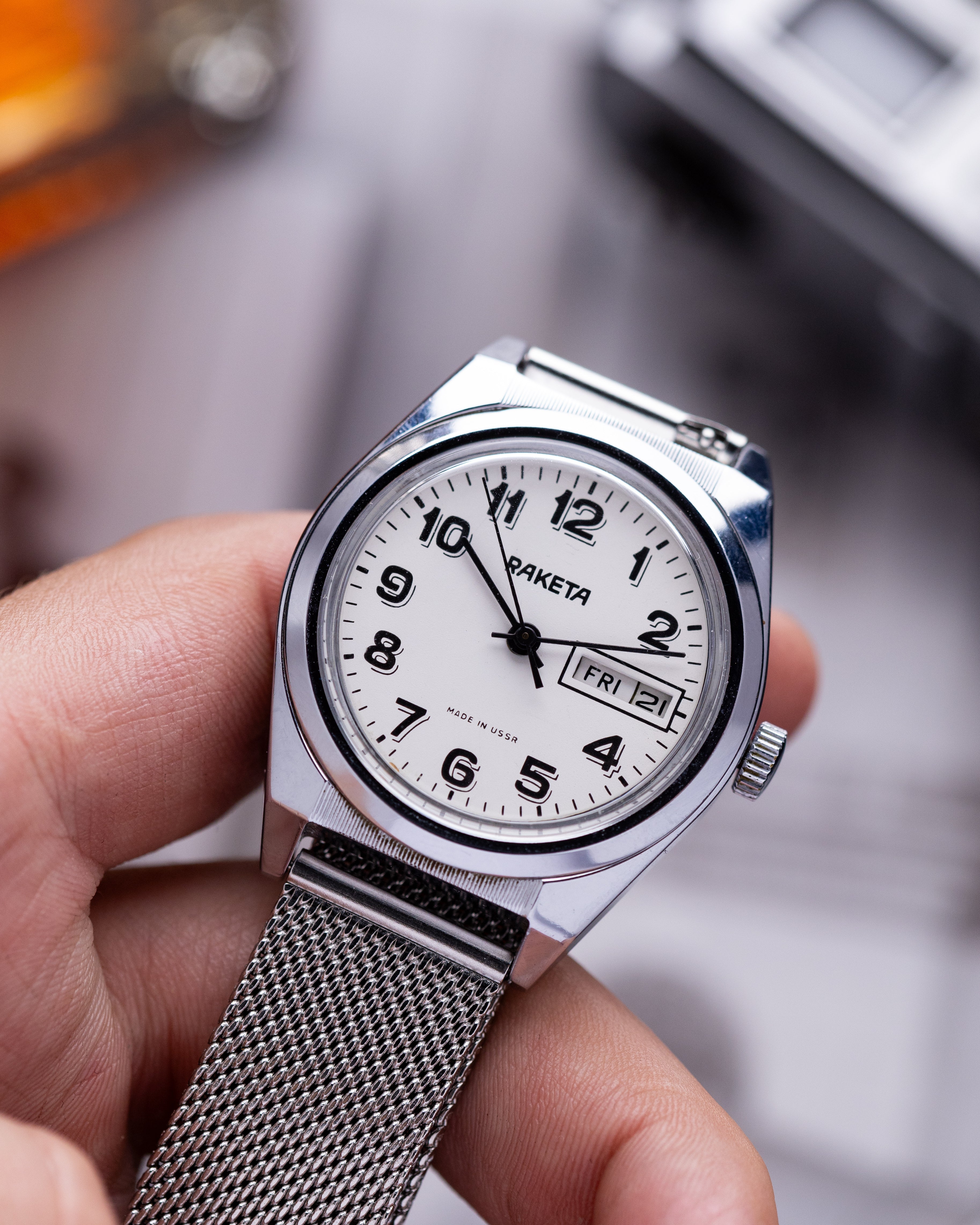 Vintage Raketa Day/Date, Soviet Watch from 1980's - DuMarko