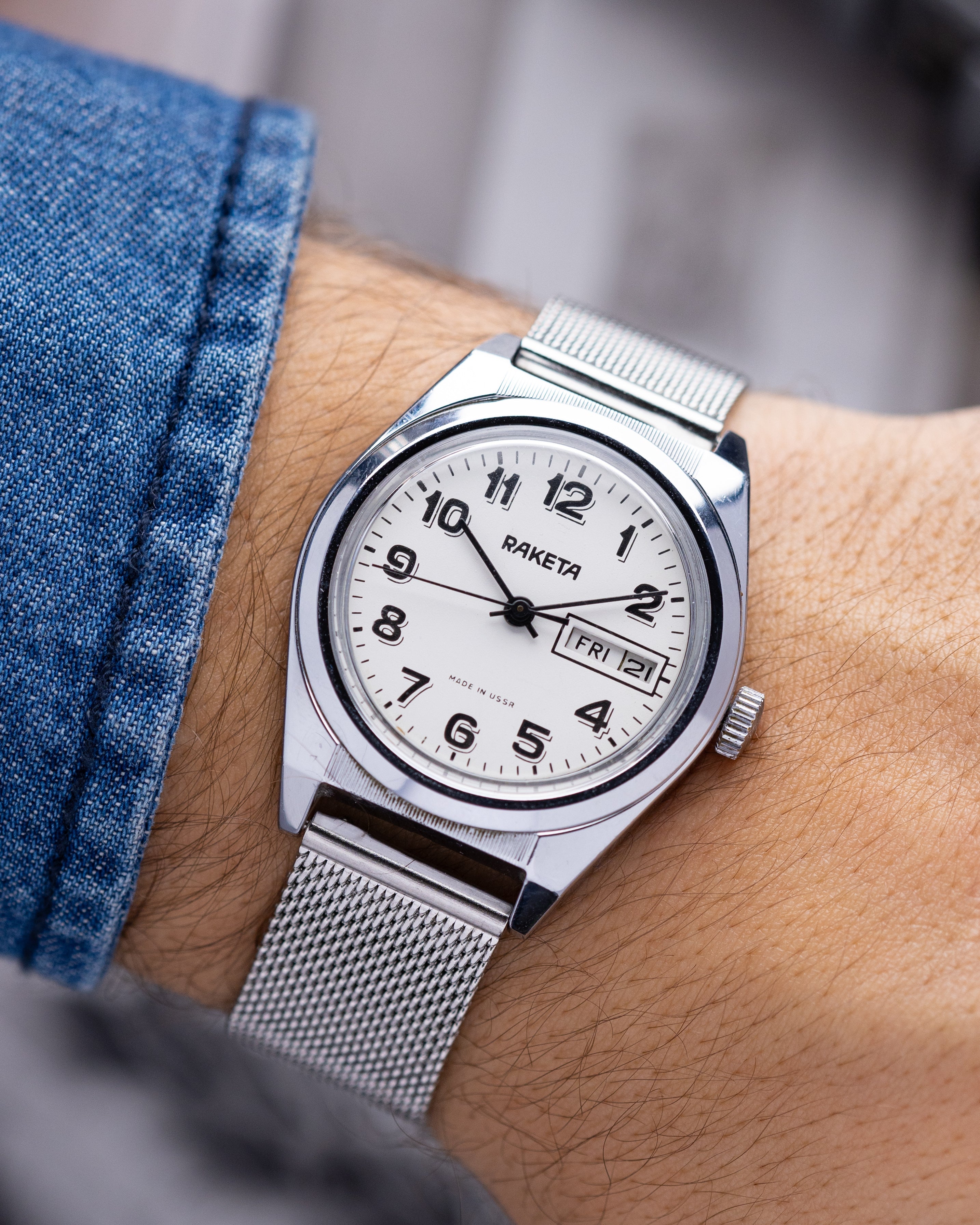 Vintage Raketa Day/Date, Soviet Watch from 1980's - DuMarko