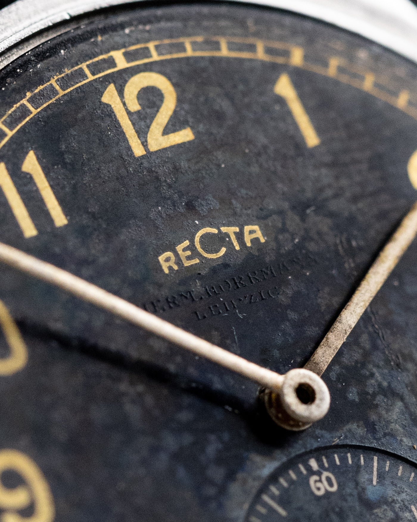 Vintage "Recta" Oversize 35 mm, Rare WW2 watch, "Hermann Hormann" Leipzig - DuMarko