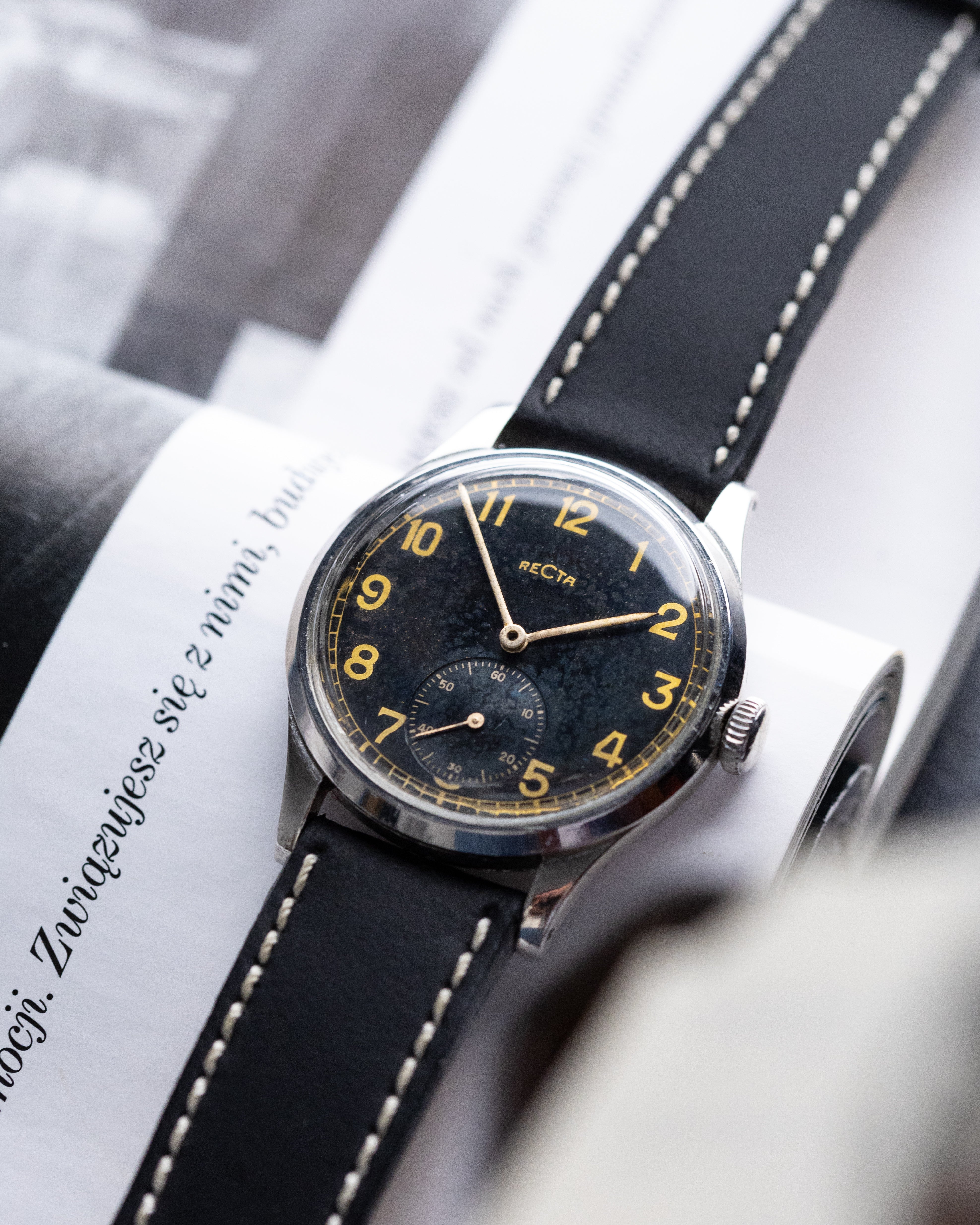 Vintage "Recta" Oversize 35 mm, Rare WW2 watch, "Hermann Hormann" Leipzig - DuMarko