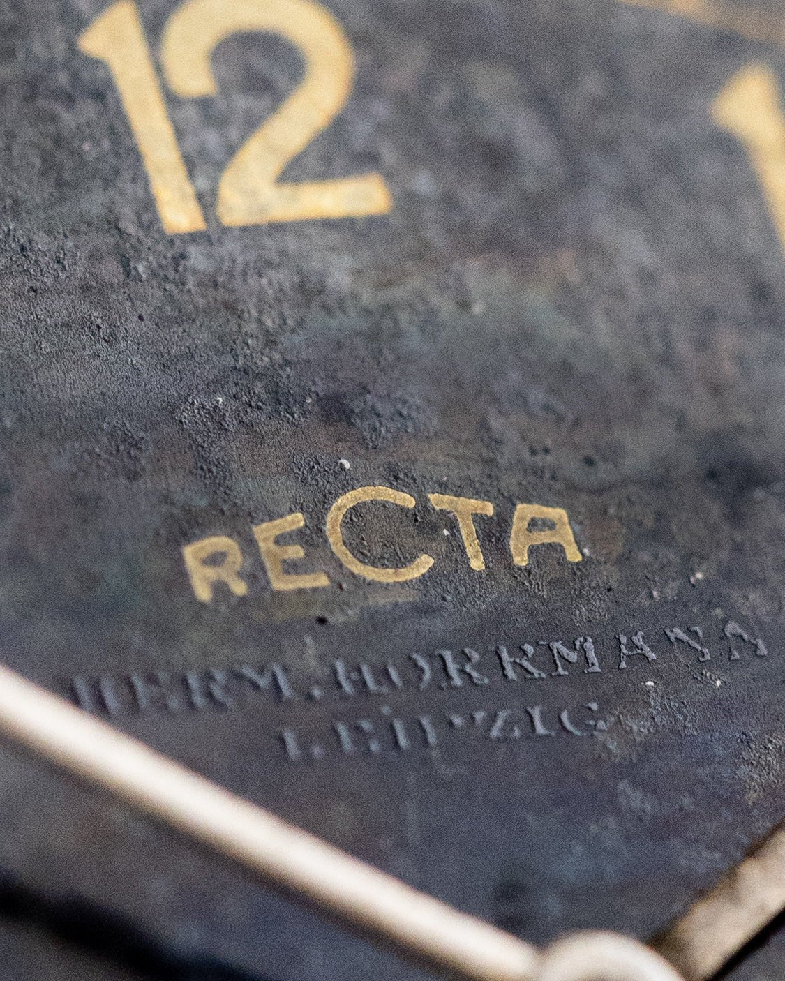 Vintage "Recta" Oversize 35 mm, Rare WW2 watch, "Hermann Hormann" Leipzig - DuMarko