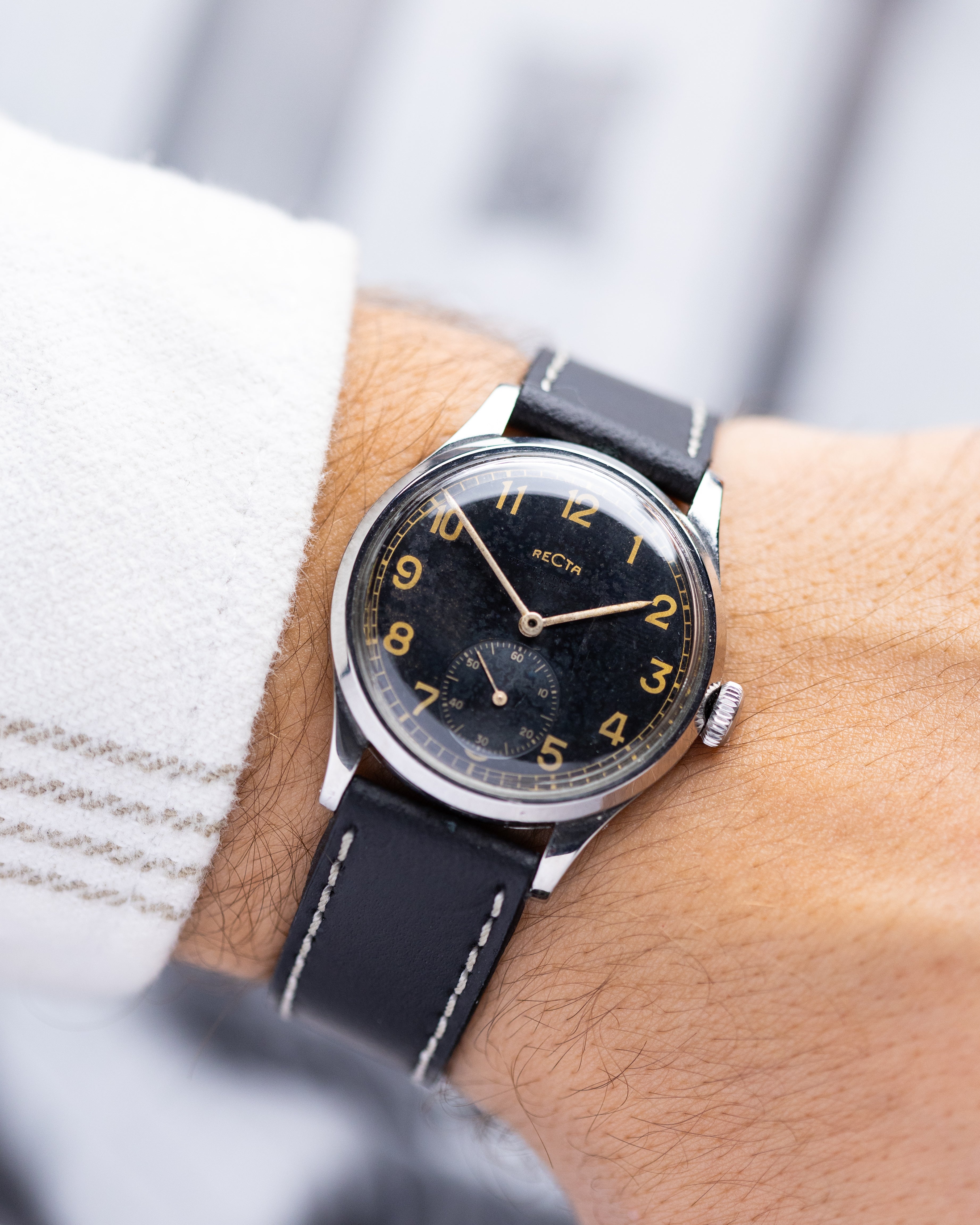 Vintage "Recta" Oversize 35 mm, Rare WW2 watch, "Hermann Hormann" Leipzig - DuMarko