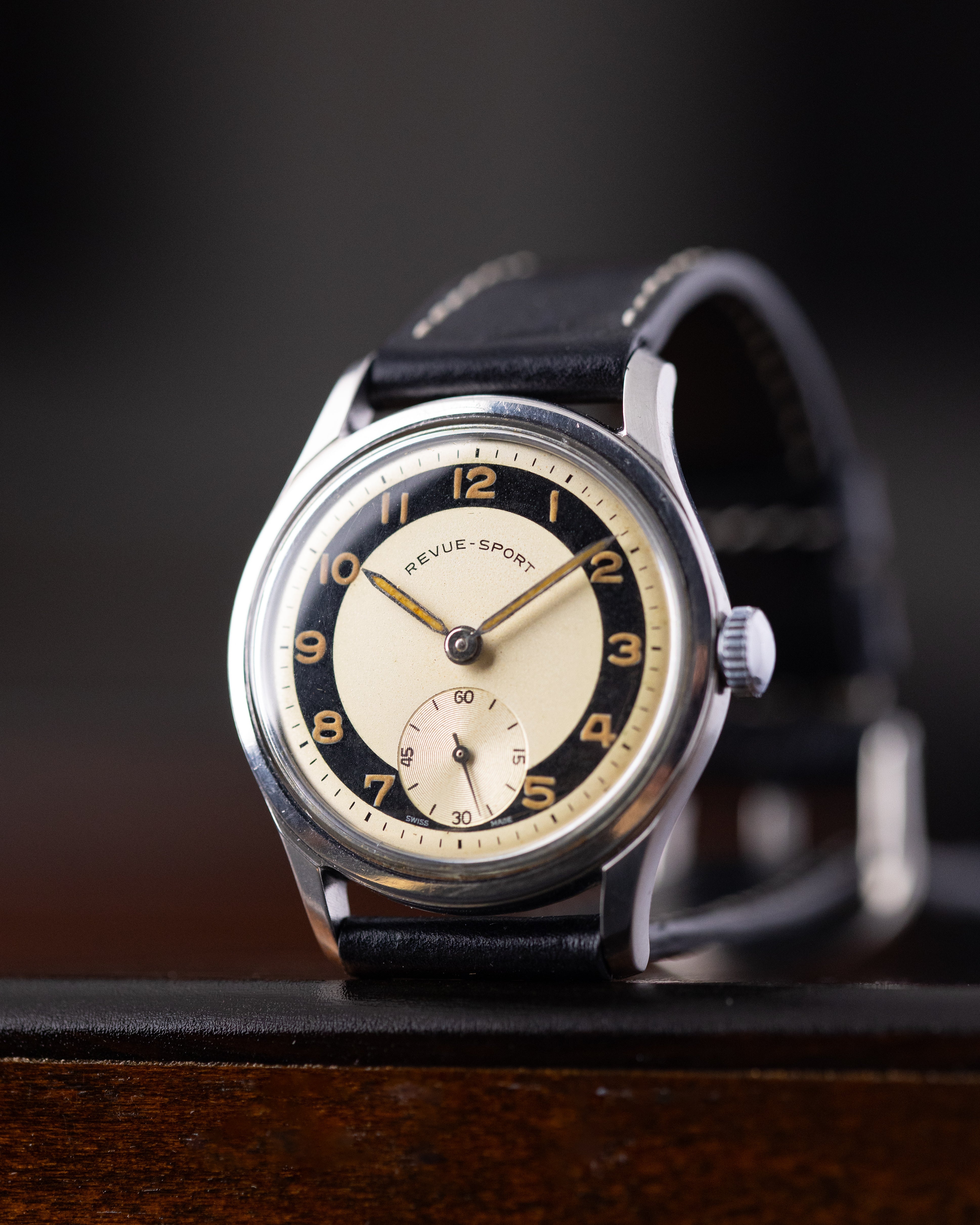 Vintage Revue - Sport, Bullseye Two - Tone Dial, Swiss watch, Mechanical Movement from 1950's - DuMarko