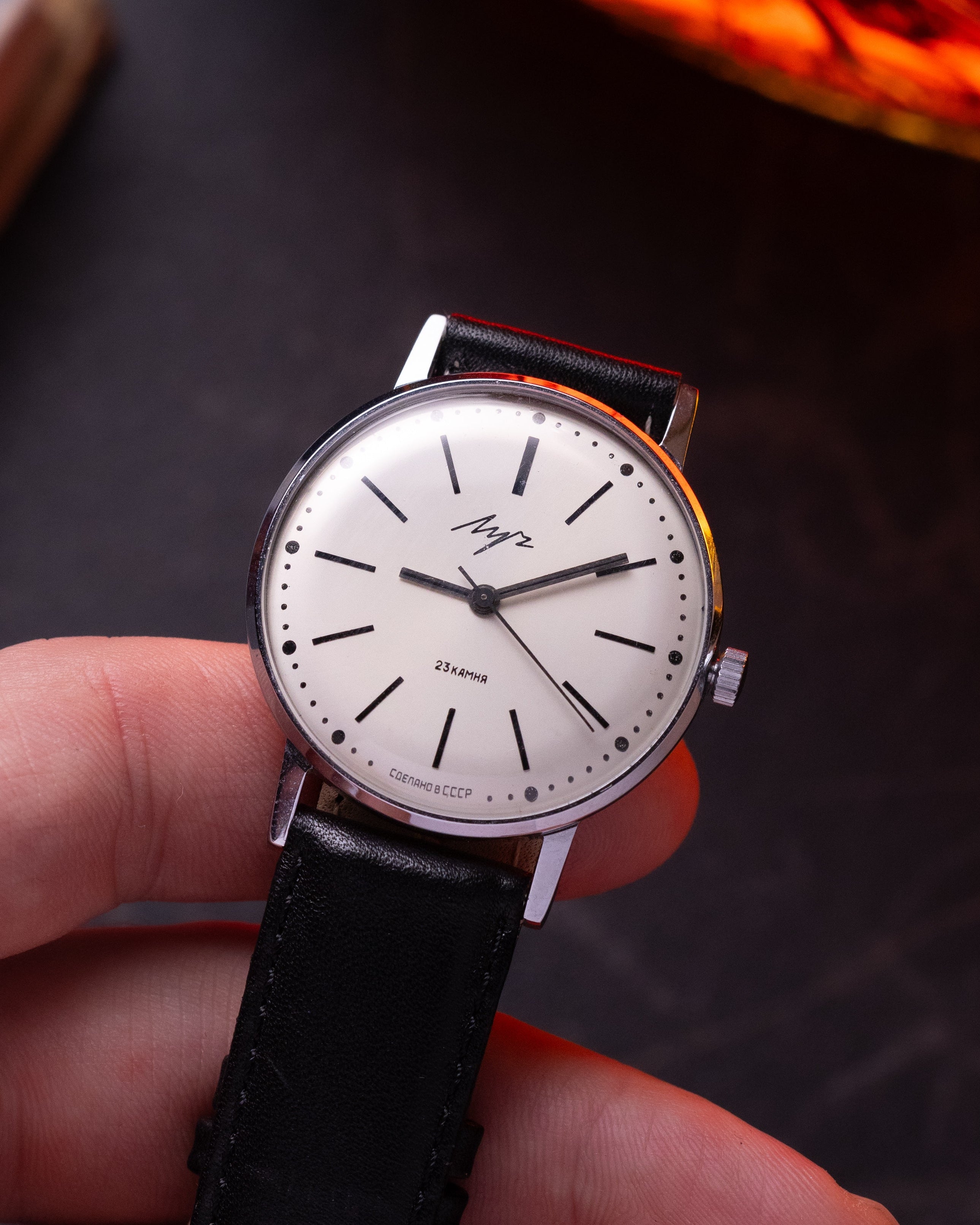 Vintage Soviet Minimalist Luch watch from 1980's - VintageDuMarko